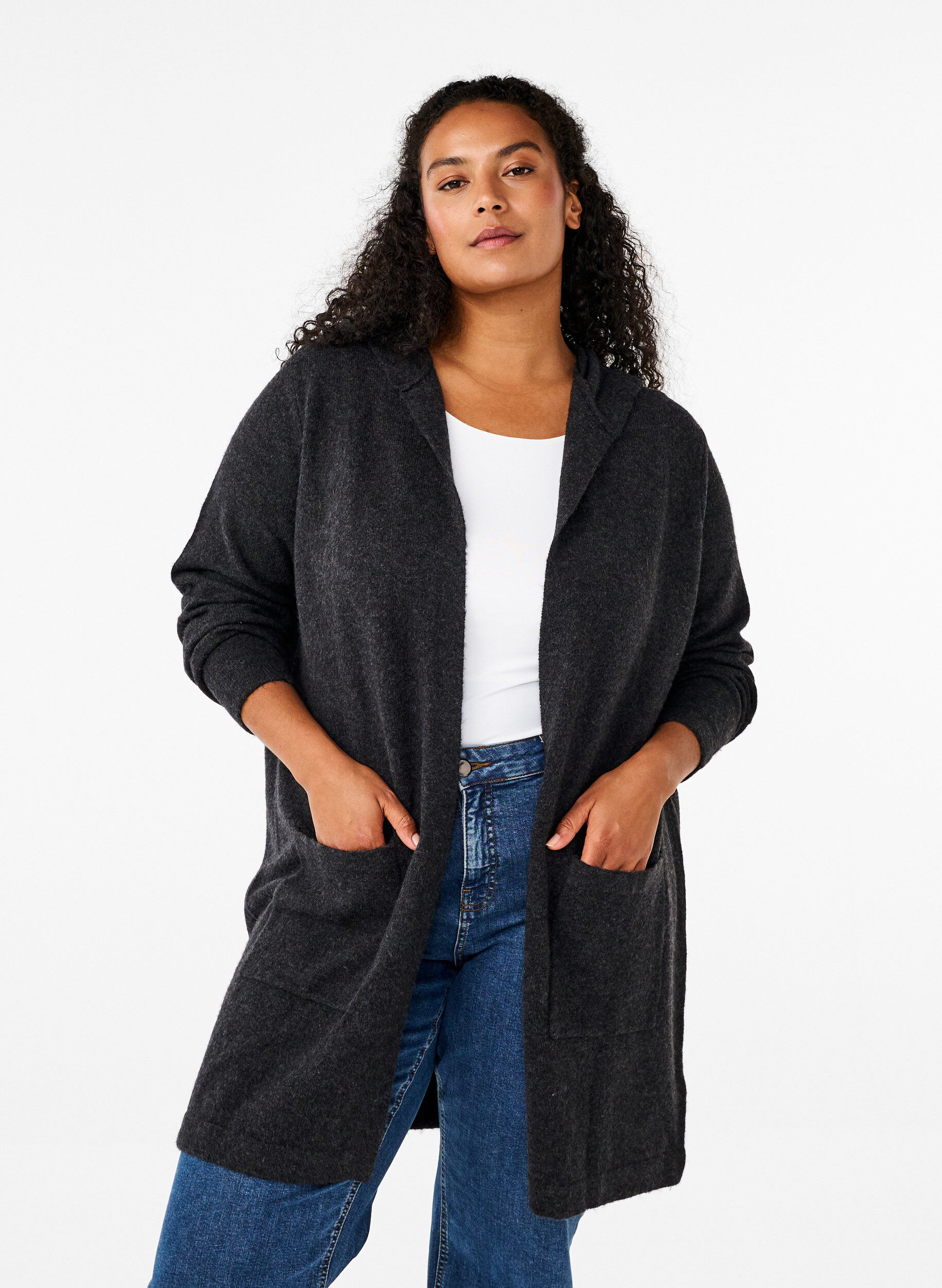Zizzi Cardigan long tricot&eacute; contenant de la laine et capuche, Dark Grey Melange, Model image number 0