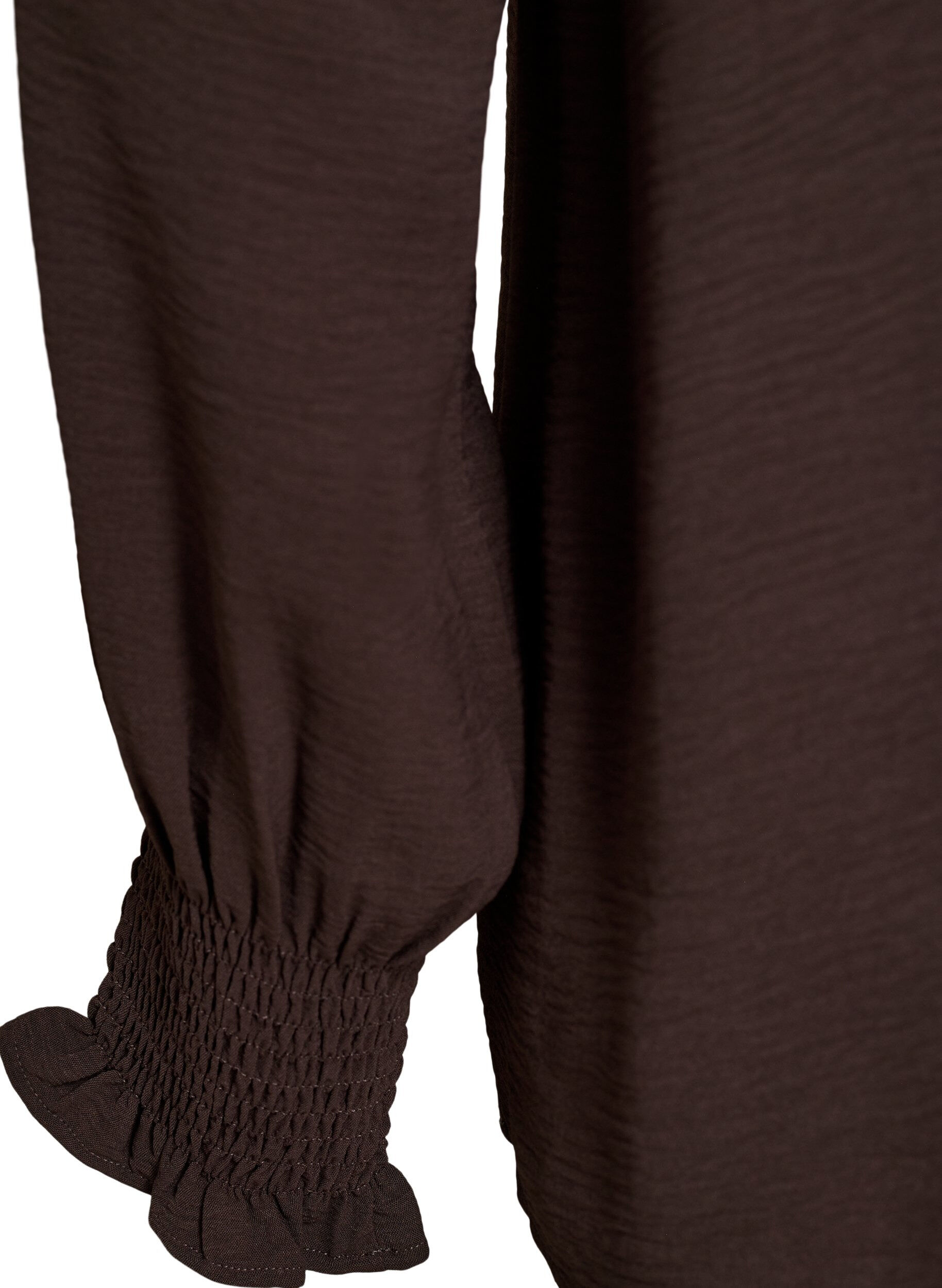 Zizzi Bluse mit Smockb&uuml;ndchen und V-Ausschnitt, Braun, Packshot image number 3