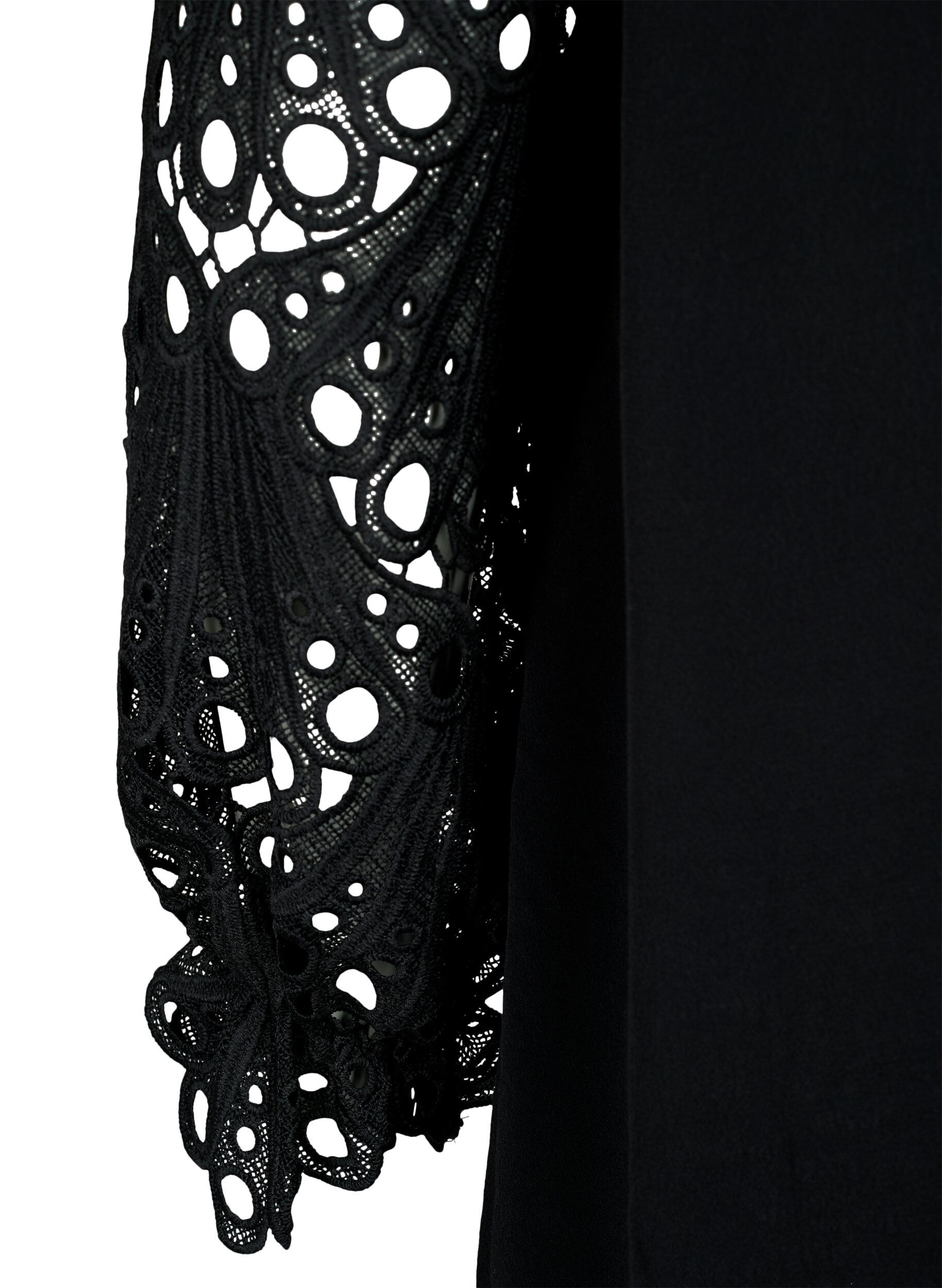 Zizzi Kleid aus Viskose mit crochet &Auml;rmeln, Black, Packshot image number 3