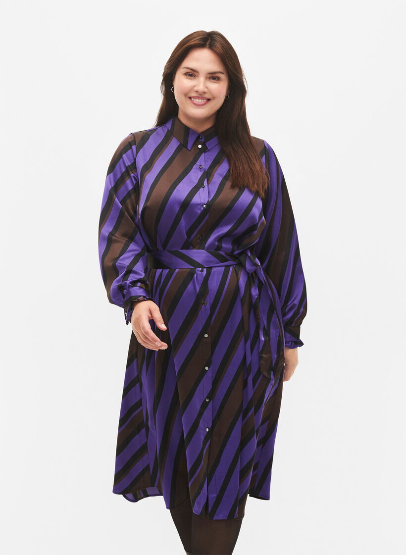 Hemdblusenkleid aus Satin mit diagonalen Streifen, Stripe AOP, Model image number 0