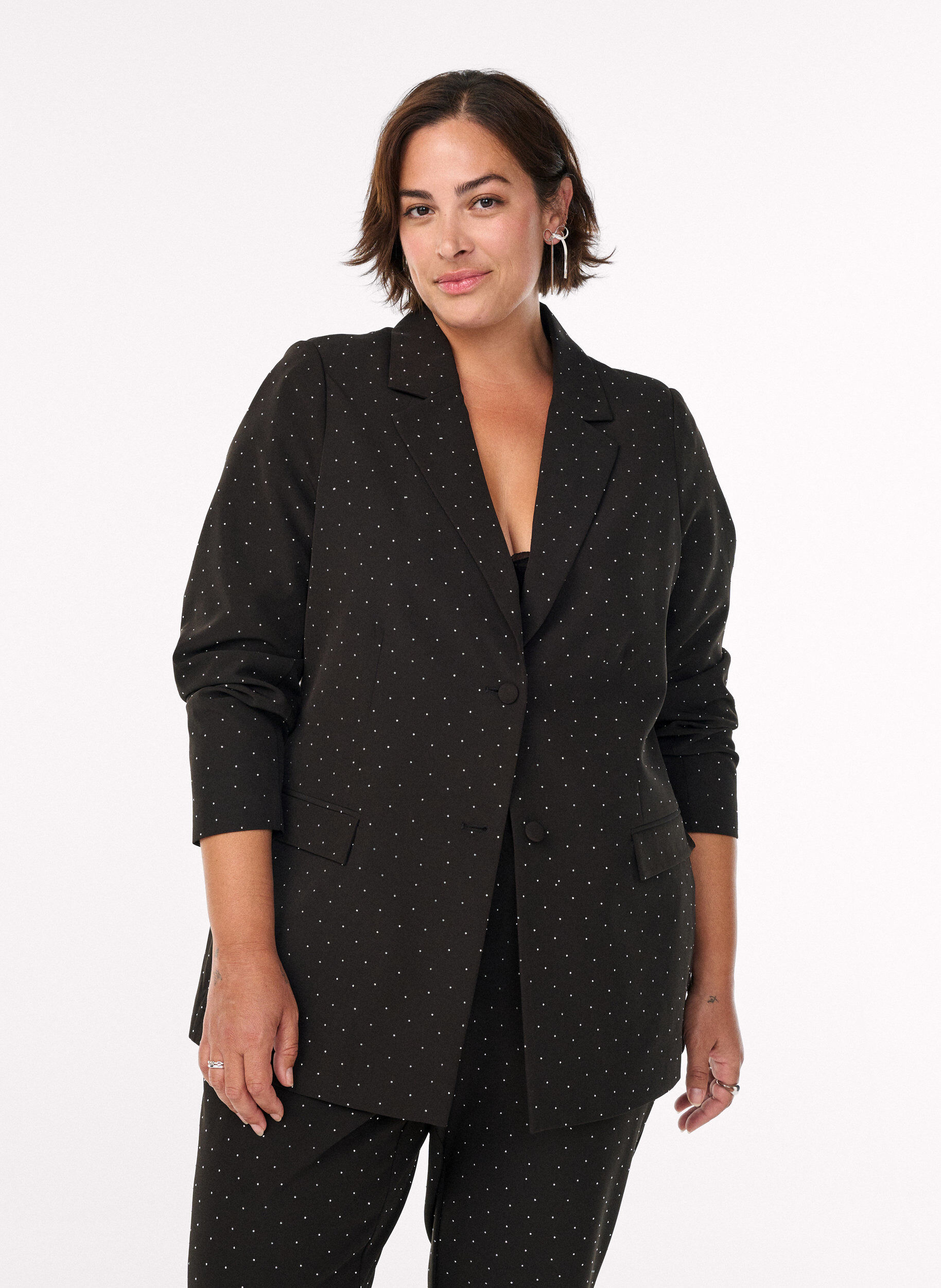 Blazer mit Strasssteinen, Schwarz, Model