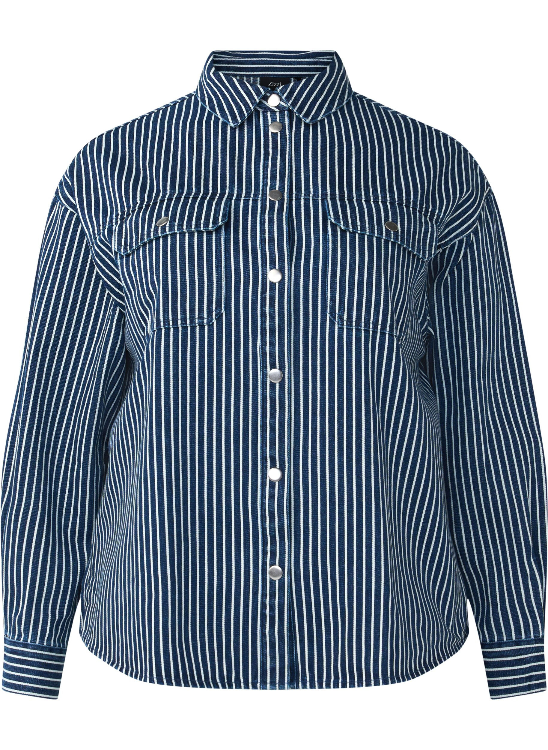 Zizzi Chemise en jean ray&eacute;e avec poches de poitrine, Blue Denim Stripe, Packshot image number 0