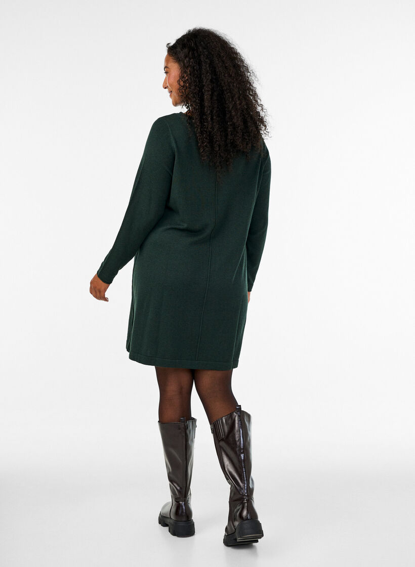 Robes tricot&eacute;es en m&eacute;lange coton-viscose, Vert, Model image number 2