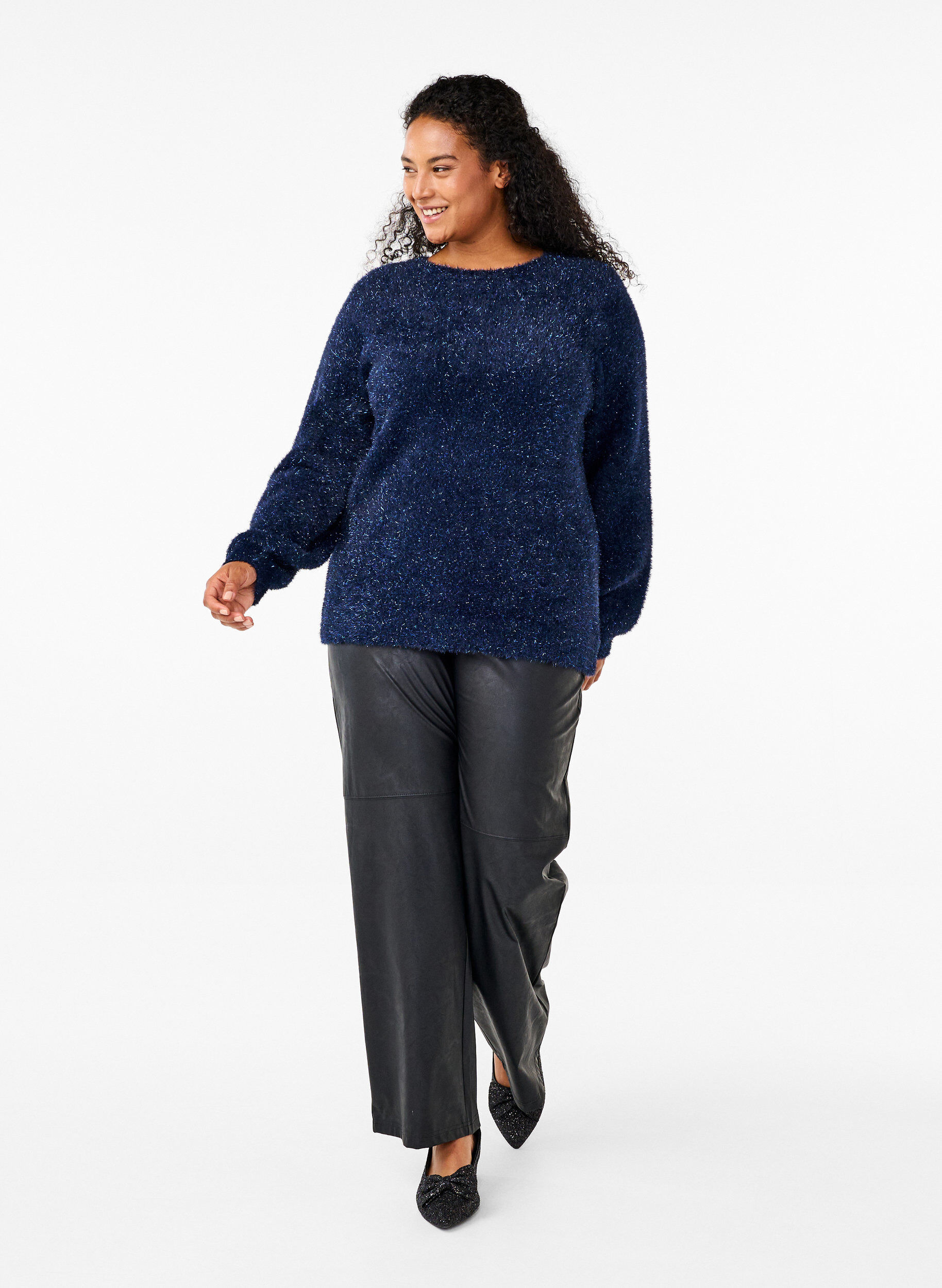 Zizzi  Strickbluse mit Glitzerfaden, Blau, Model image number 1