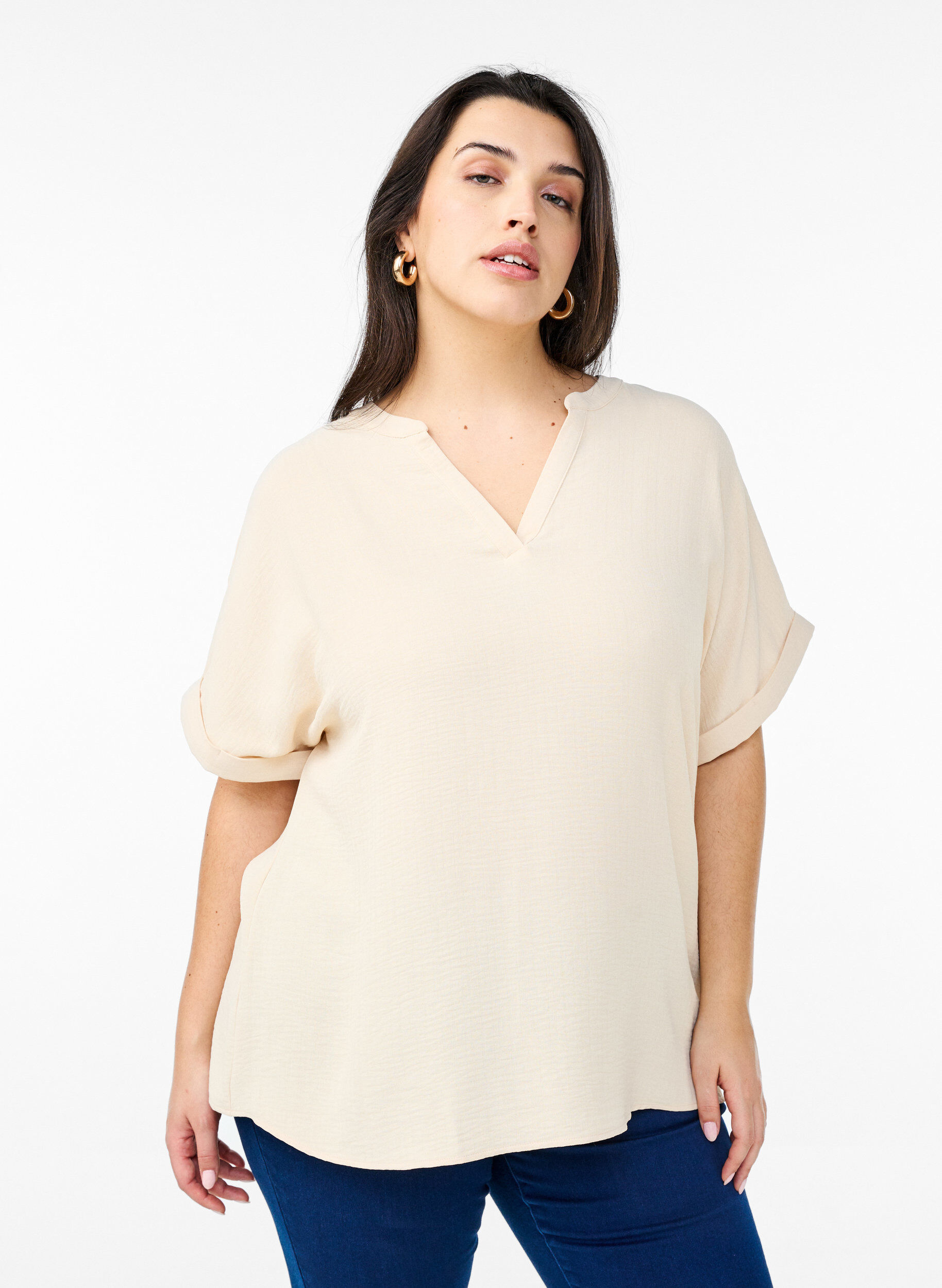 Zizzi Lockere Bluse mit kurzen &Auml;rmeln, Beige, Model image number 0