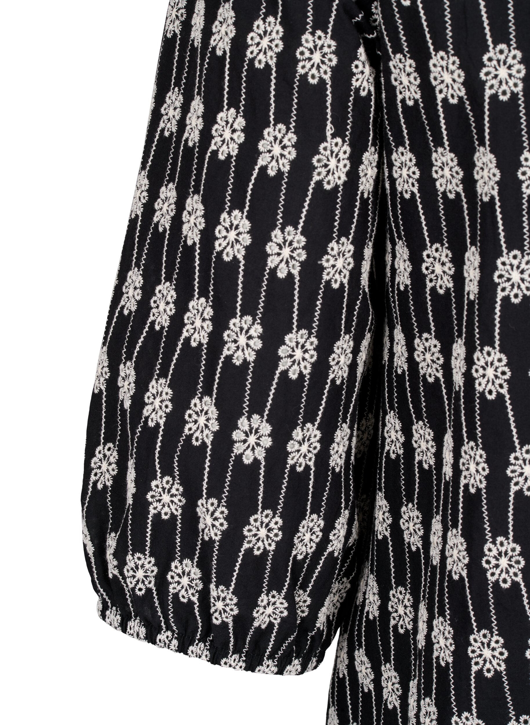 Zizzi  Baumwoll-Hemdbluse mit Blumenmuster, Black, Packshot image number 3