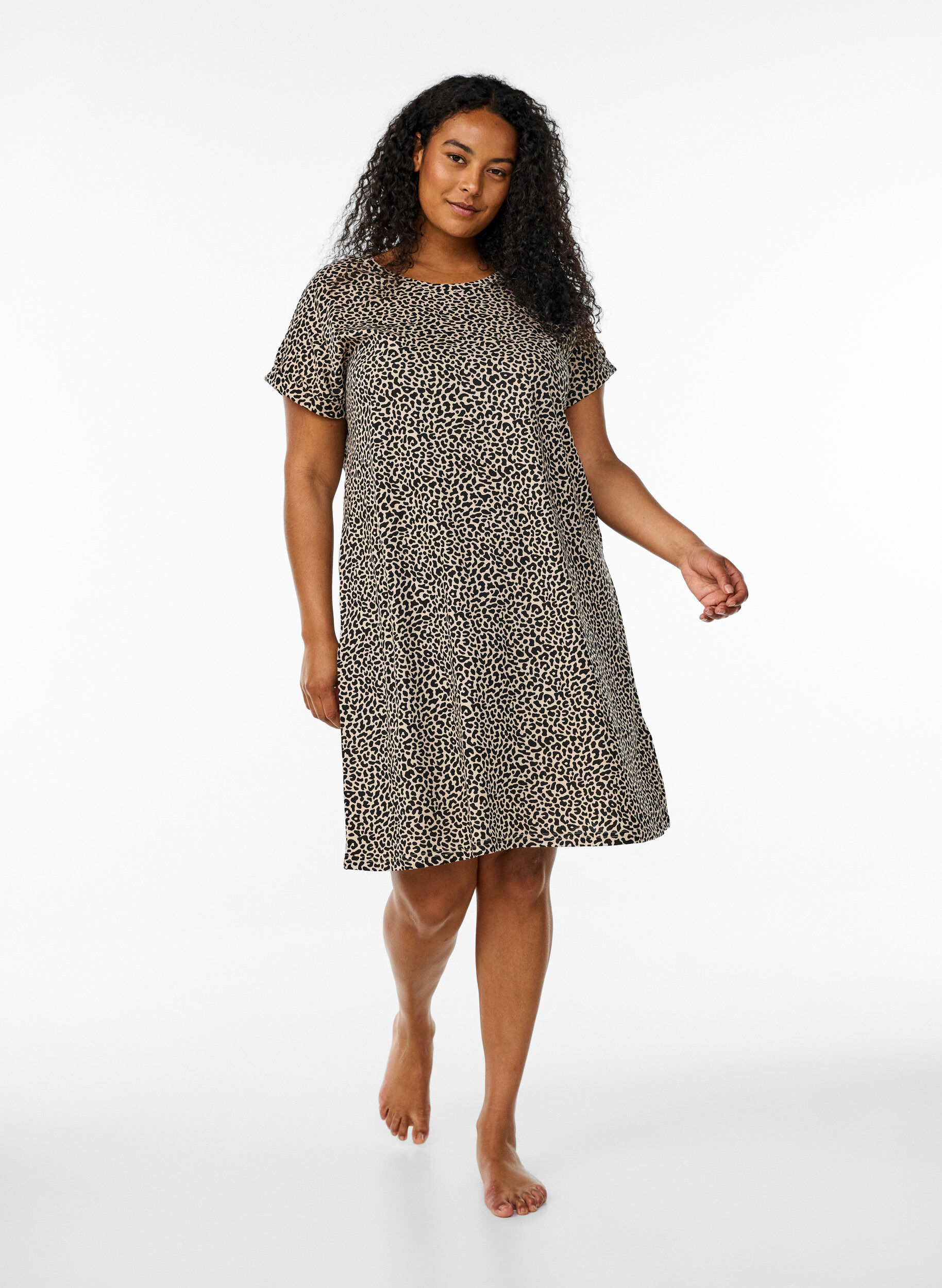 Zizzi 2er-Pack T-Shirt-Kleid mit kurzen &Auml;rmeln, Braun, Model image number 1