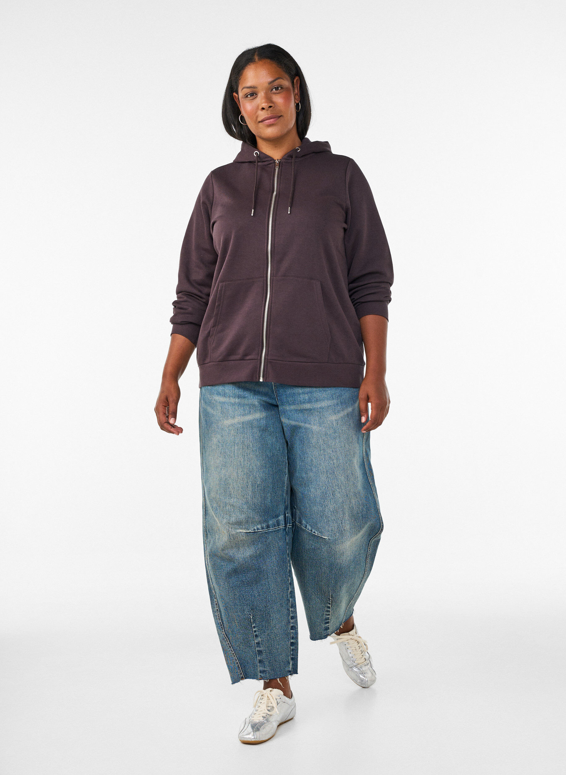 ZizziKapuzensweatshirt mit Rei&szlig;verschluss und Taschen, Braun, Model image number 1