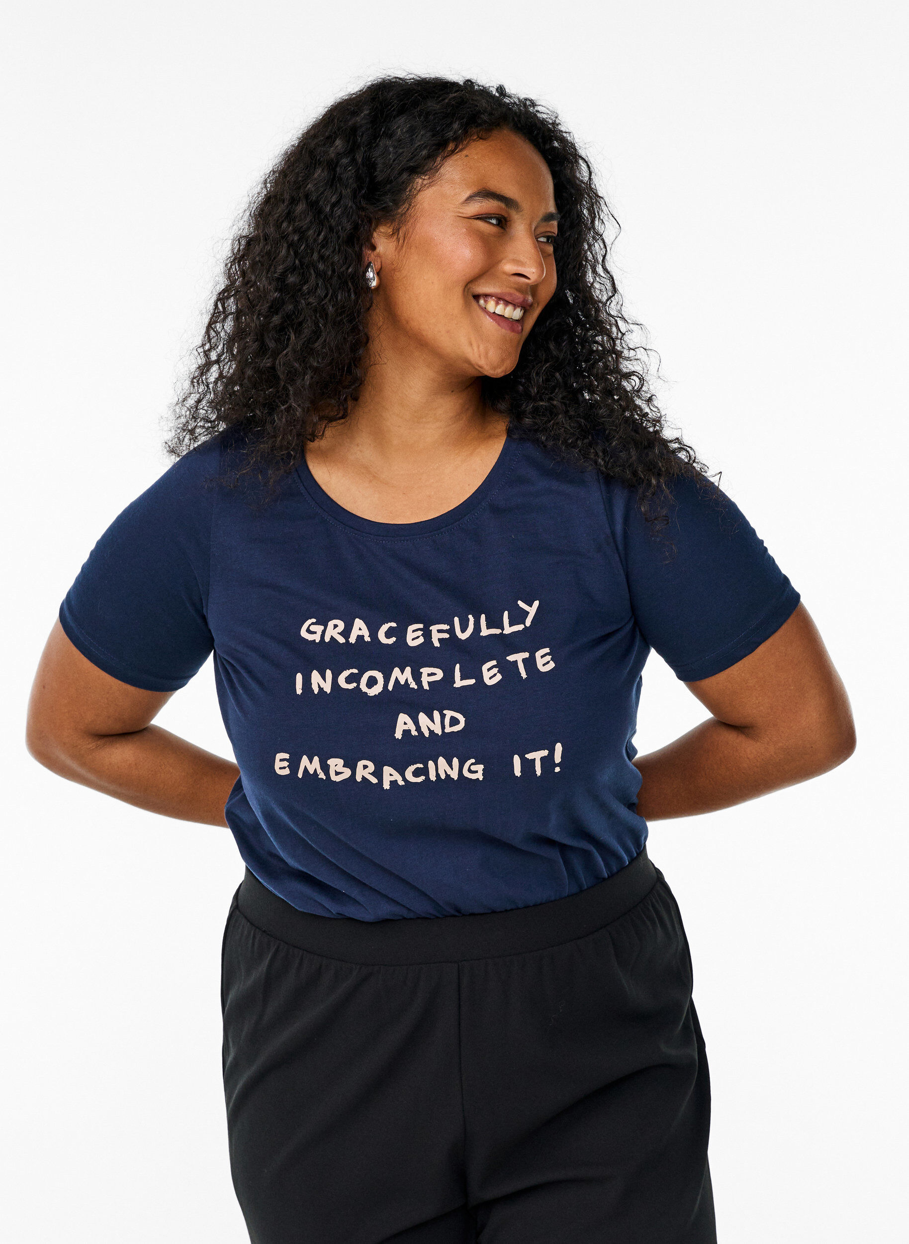 Zizzi FLASH - T-shirt avec motif, Bleu, Model image number 0