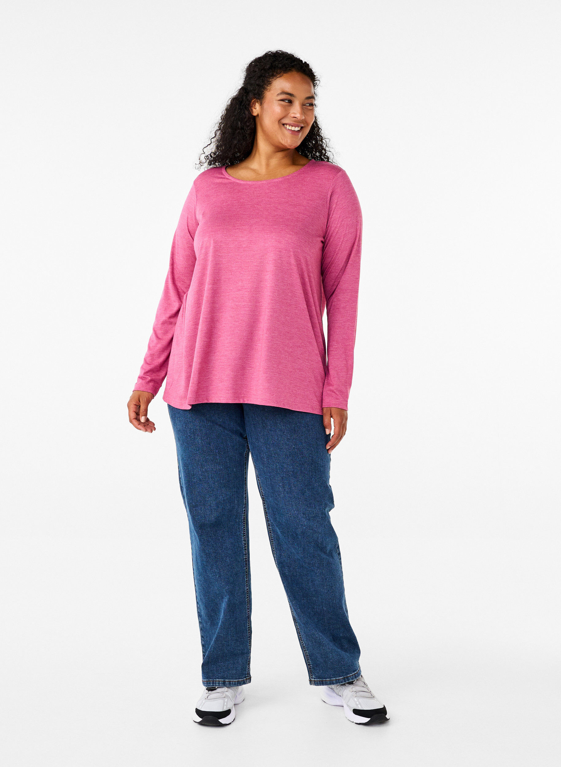 Zizzi Lang&auml;rmliges T-Shirt mit Rundhalsausschnitt, Malaga Mel., Model image number 2