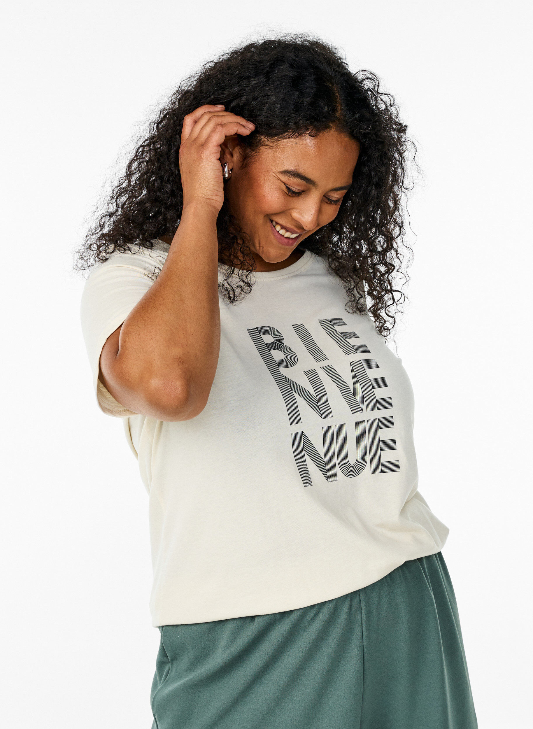 Zizzi FLASH - T-shirt avec motif, Vanille, Model image number 0