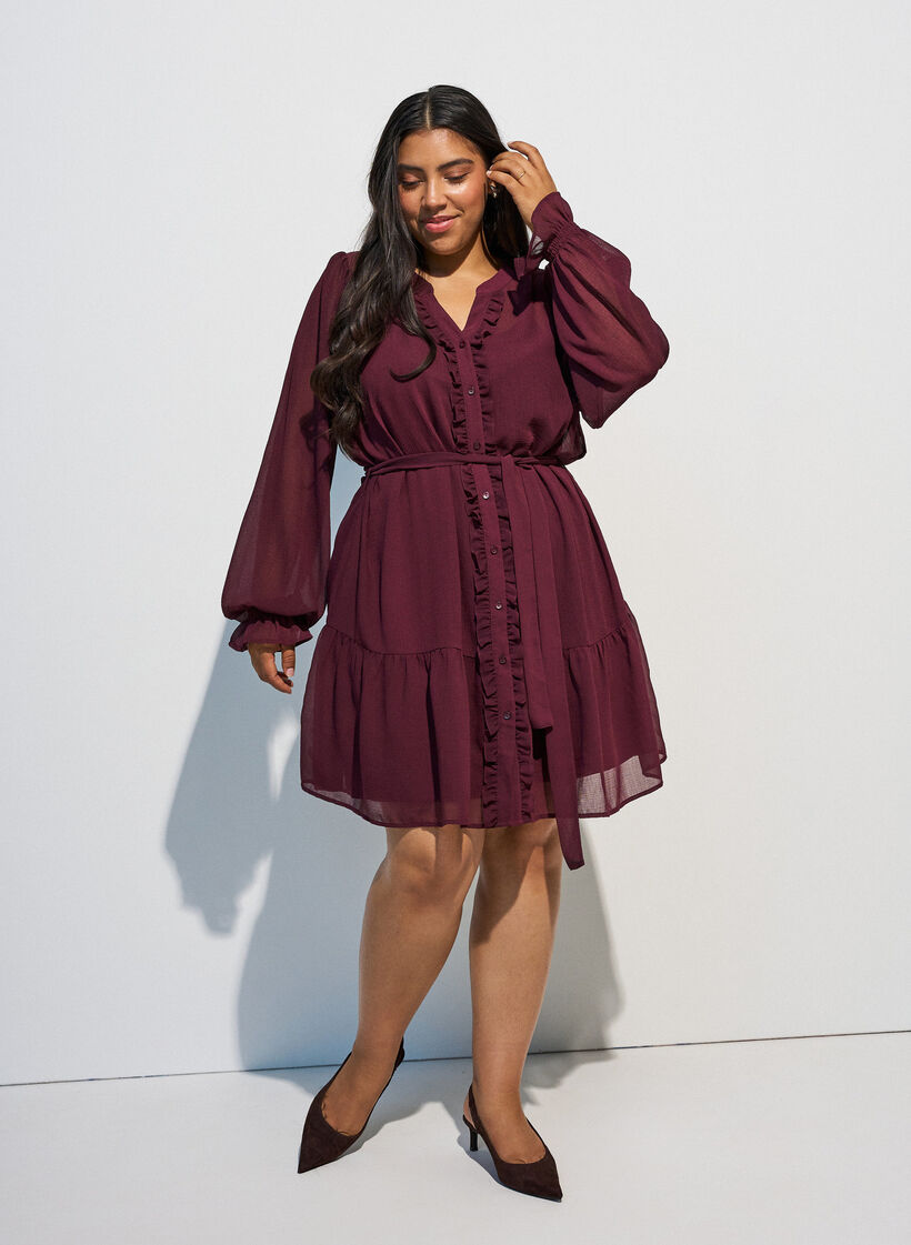 Kleid aus leichtem Webstoff mit R&uuml;schen und Bindeg&uuml;rtel, Rot, Model image number 1