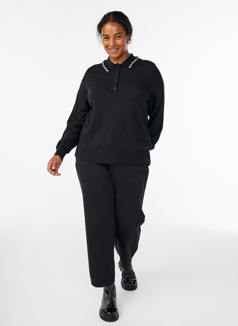 Blouse en maille avec un col polo à volants, Noir, Model image number 1