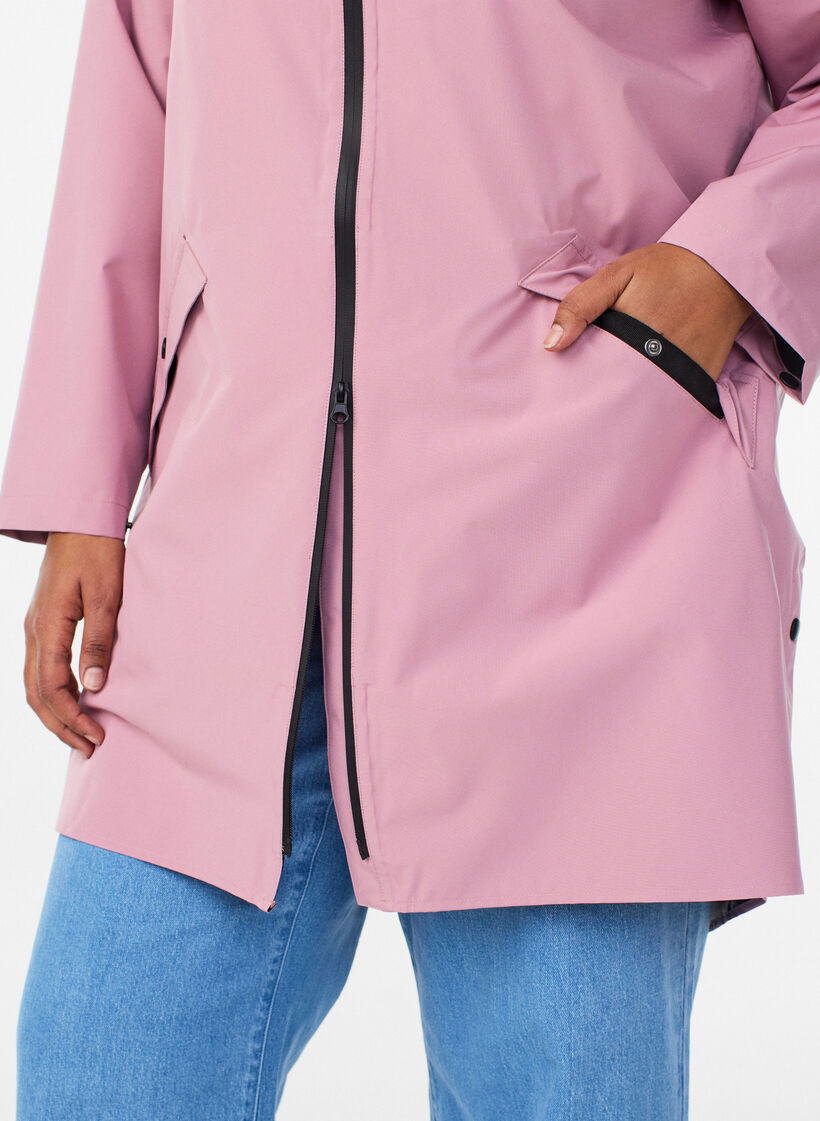 Imperm&eacute;able avec poches et capuche, Rose, Model image number 3