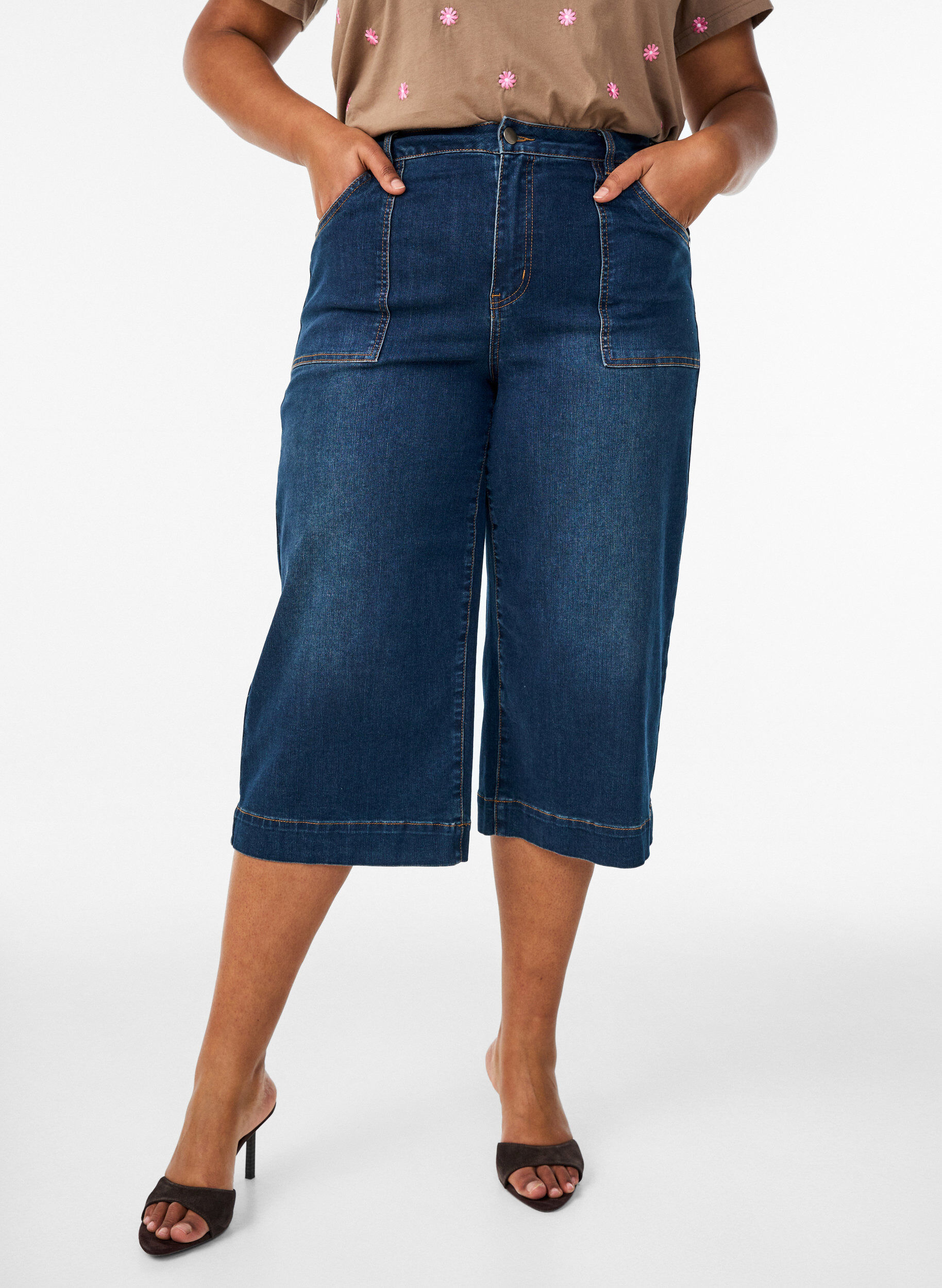 Pantacourts en denim &agrave; jambes larges, Bleu, Model