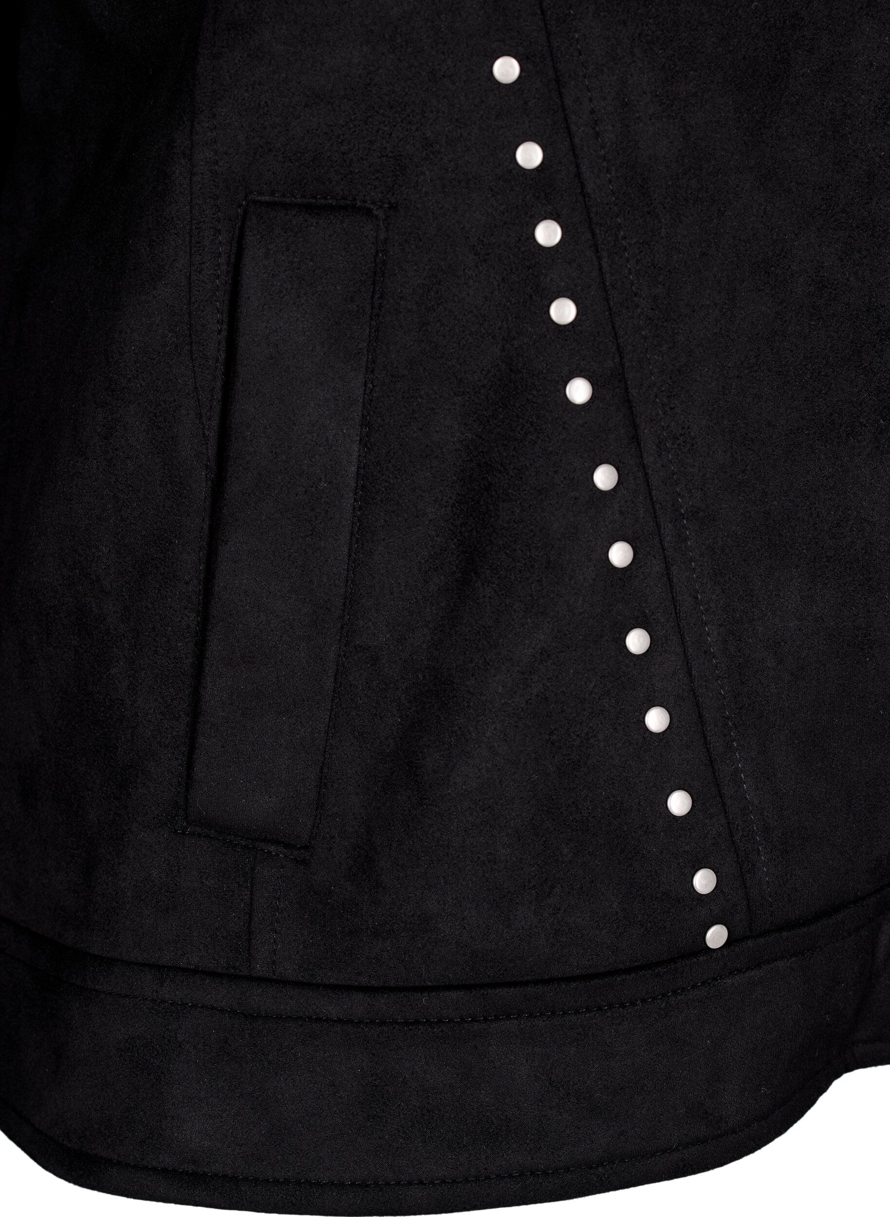 Zizzi Veste motard en similicuir su&eacute;d&eacute; avec clous, Noir, Packshot image number 3