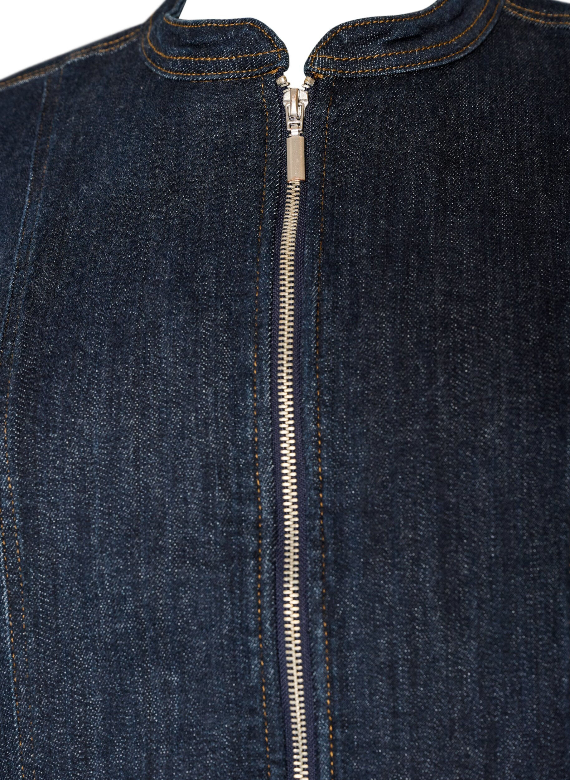 ZizziFigurbetonte Jeansjacke mit Rei&szlig;verschluss, Blau, Packshot image number 2