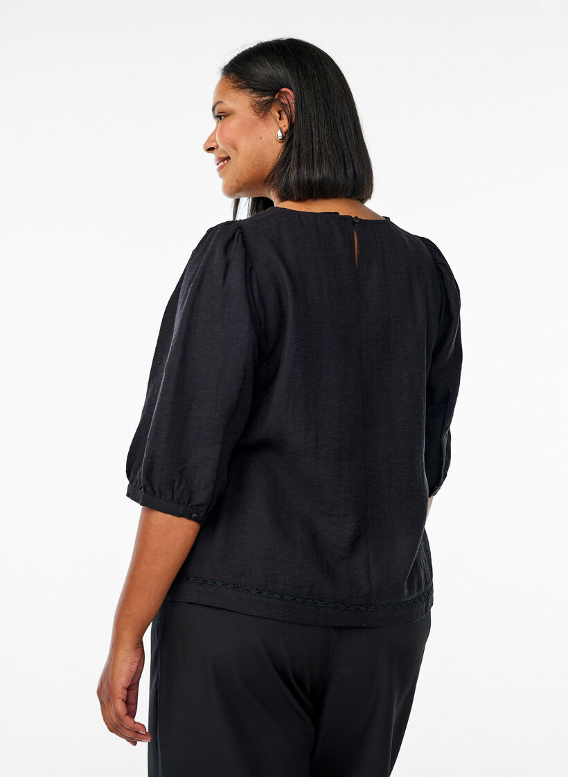 Blouse en mélange de viscose avec du lin et épaules froncées, Noir, Model image number 2