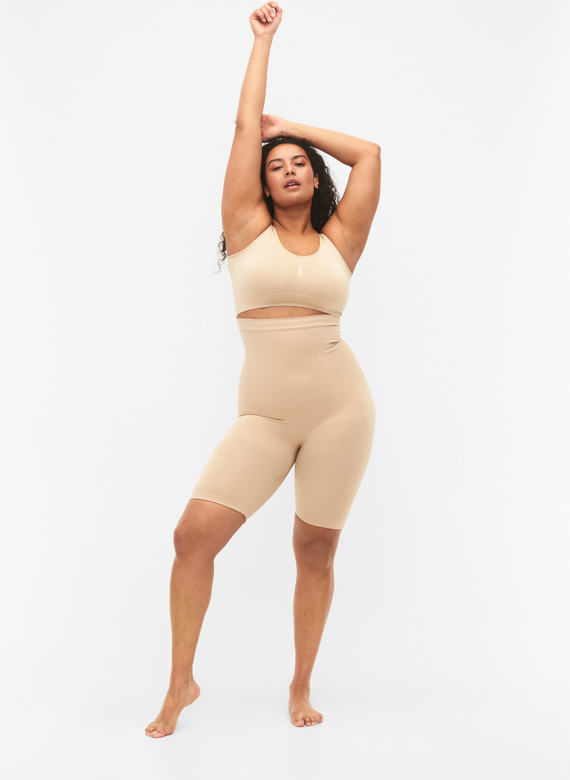 Zizzi Hochtaillierte Shapewear Shorts, Beige, Model image number 1