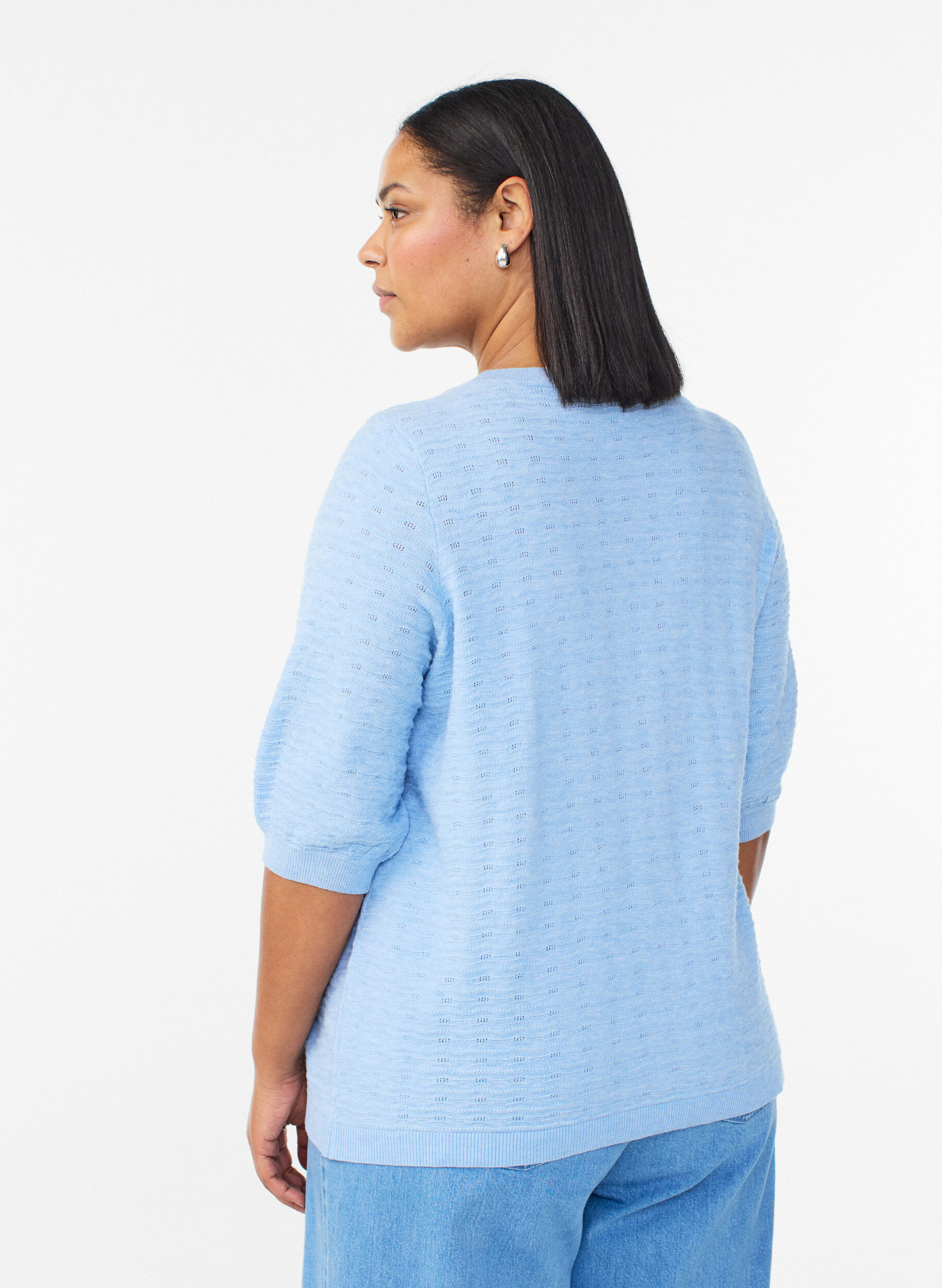 Zizzi Blouse en maille textur&eacute;e &agrave; manches courtes, Bleu Clair, Model image number 2
