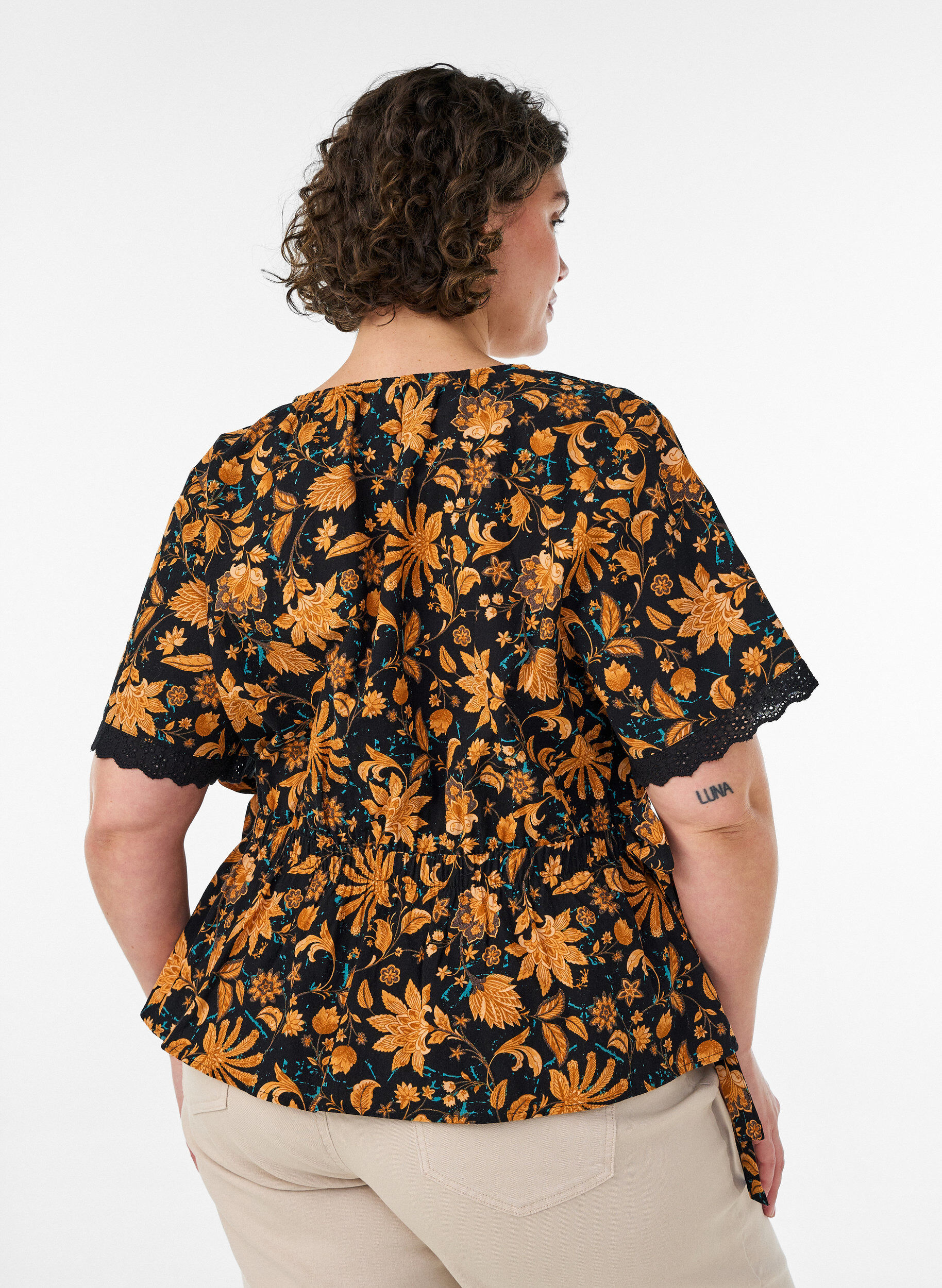 ZizziBlouse fleurie en coton avec lien &agrave; nouer, Orange, Model image number 2