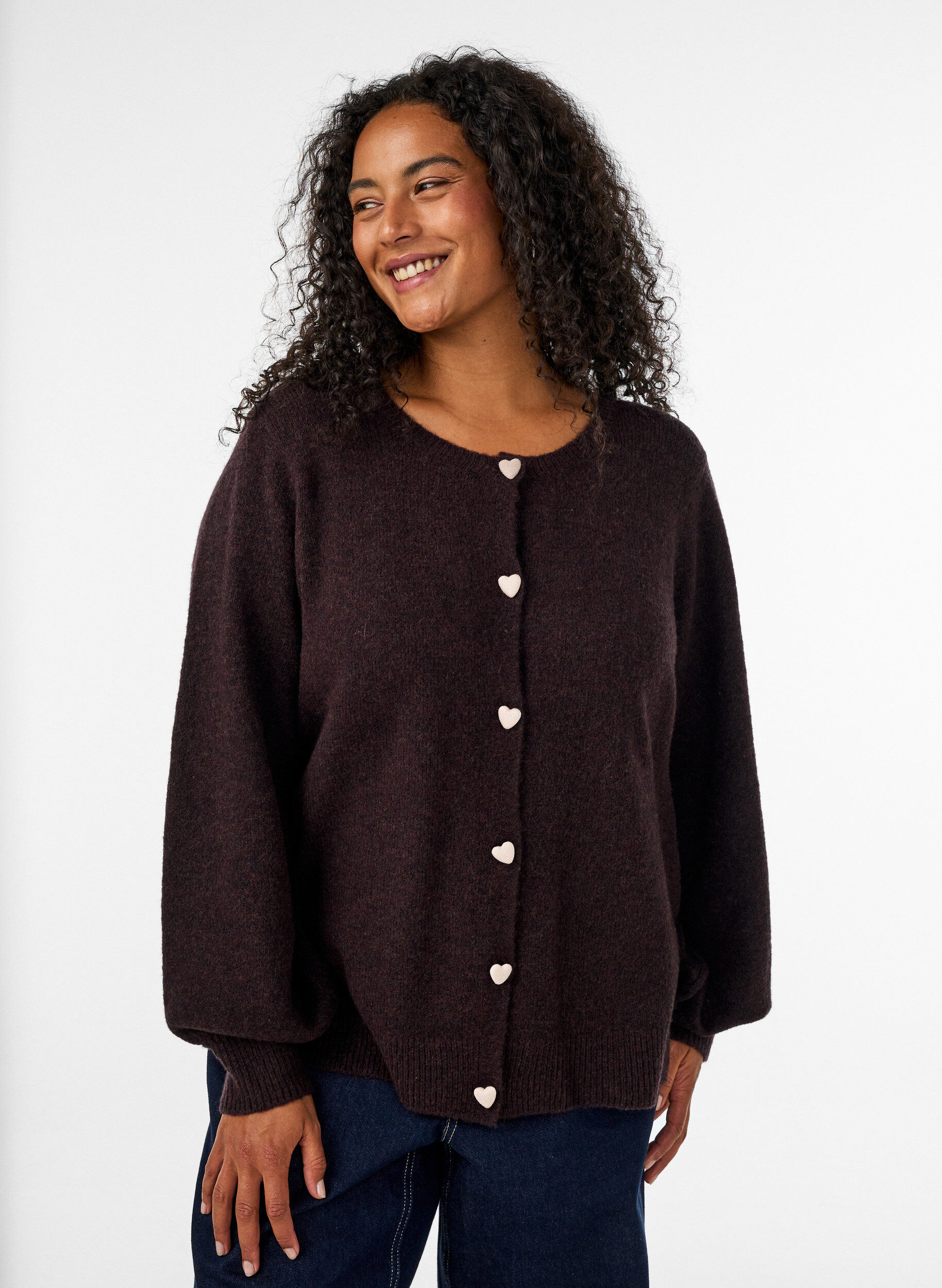 Cardigan avec boutons en forme de c&oelig;ur, Marron, Model