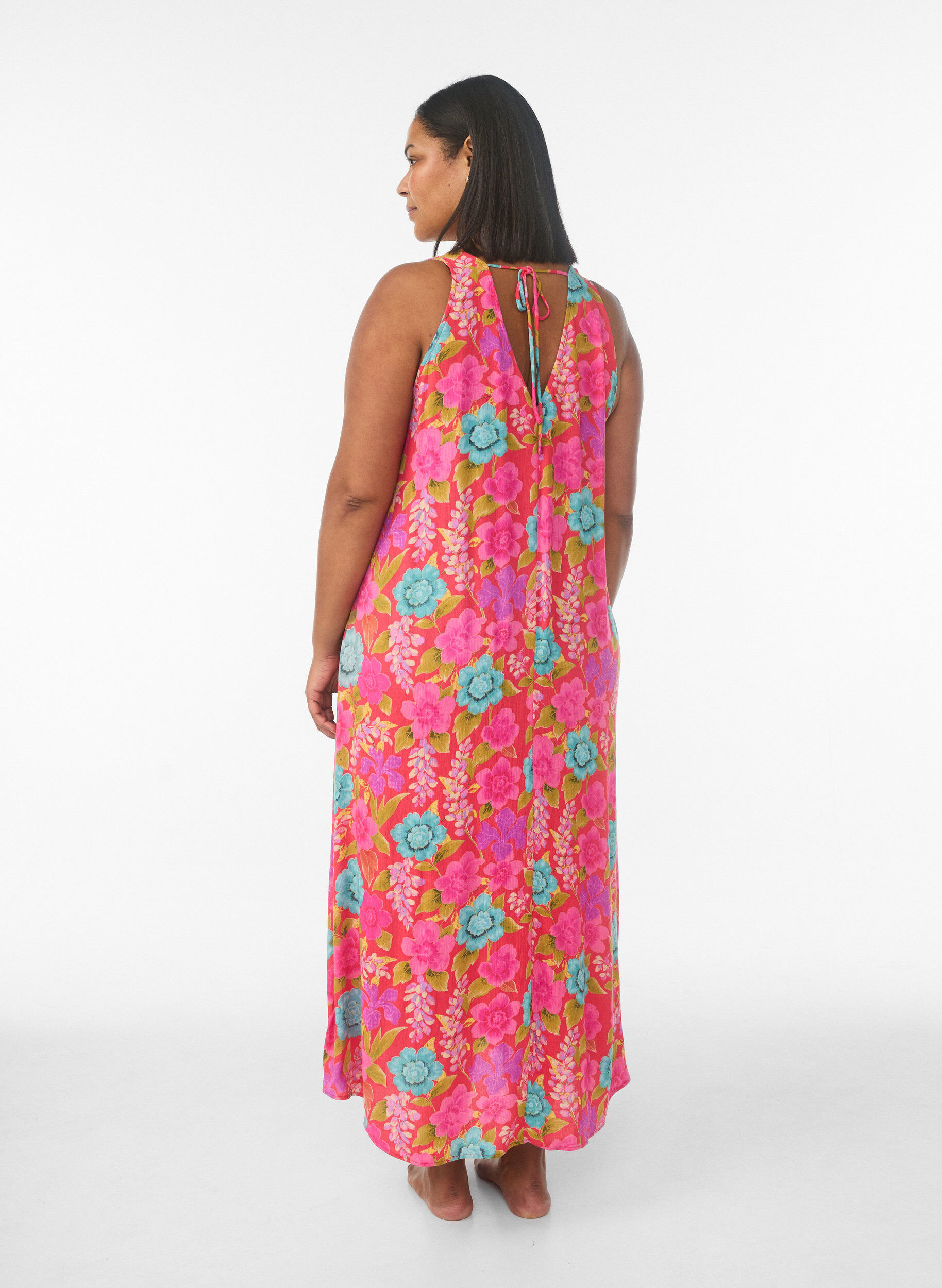 Zizzi Robe longue sans manches &agrave; coupe &eacute;vas&eacute;e et col en V, Rouge, Model image number 1