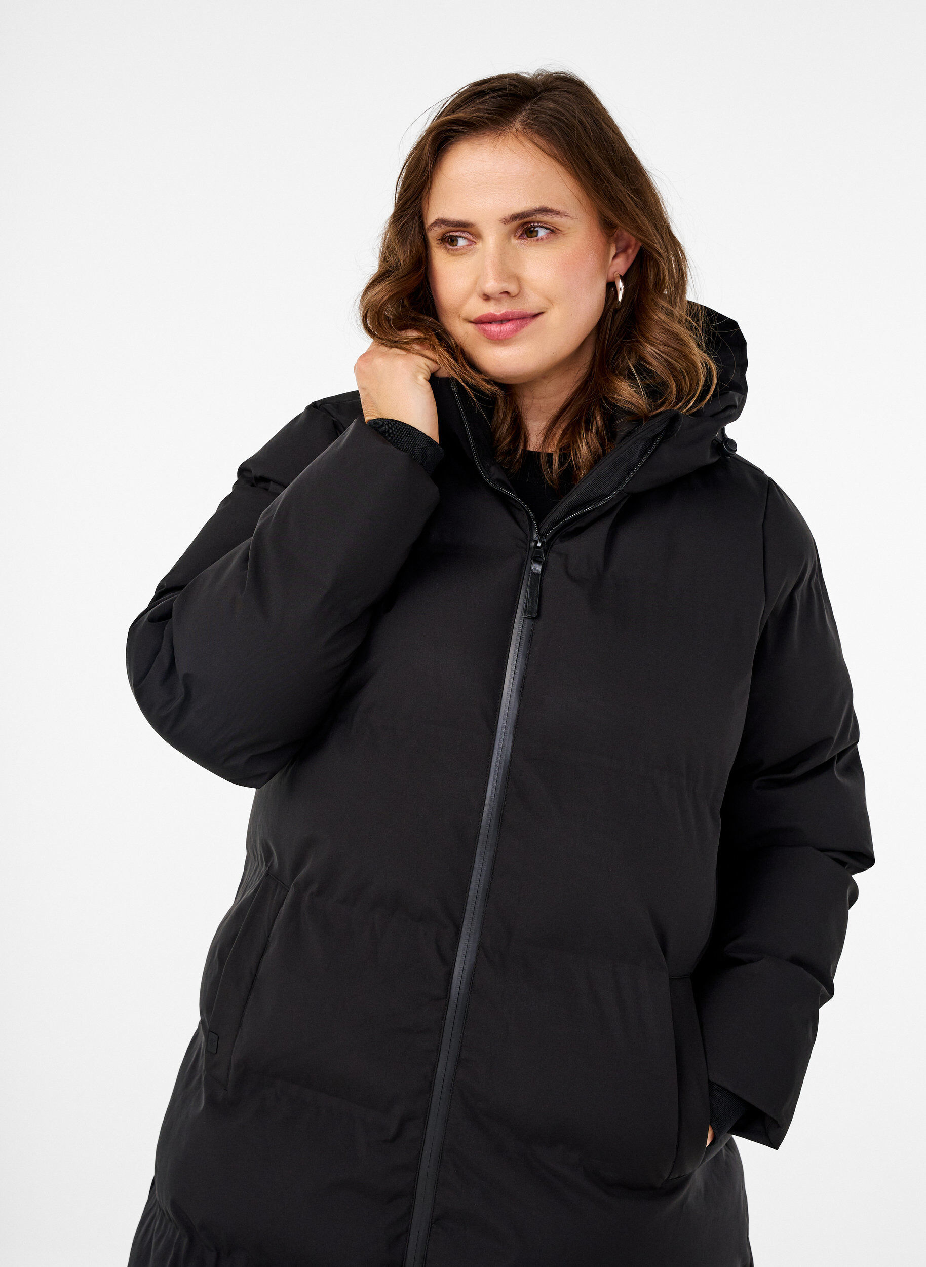 ZizziLanger Winter-Steppmantel mit Kapuze, Schwarz, Model image number 2