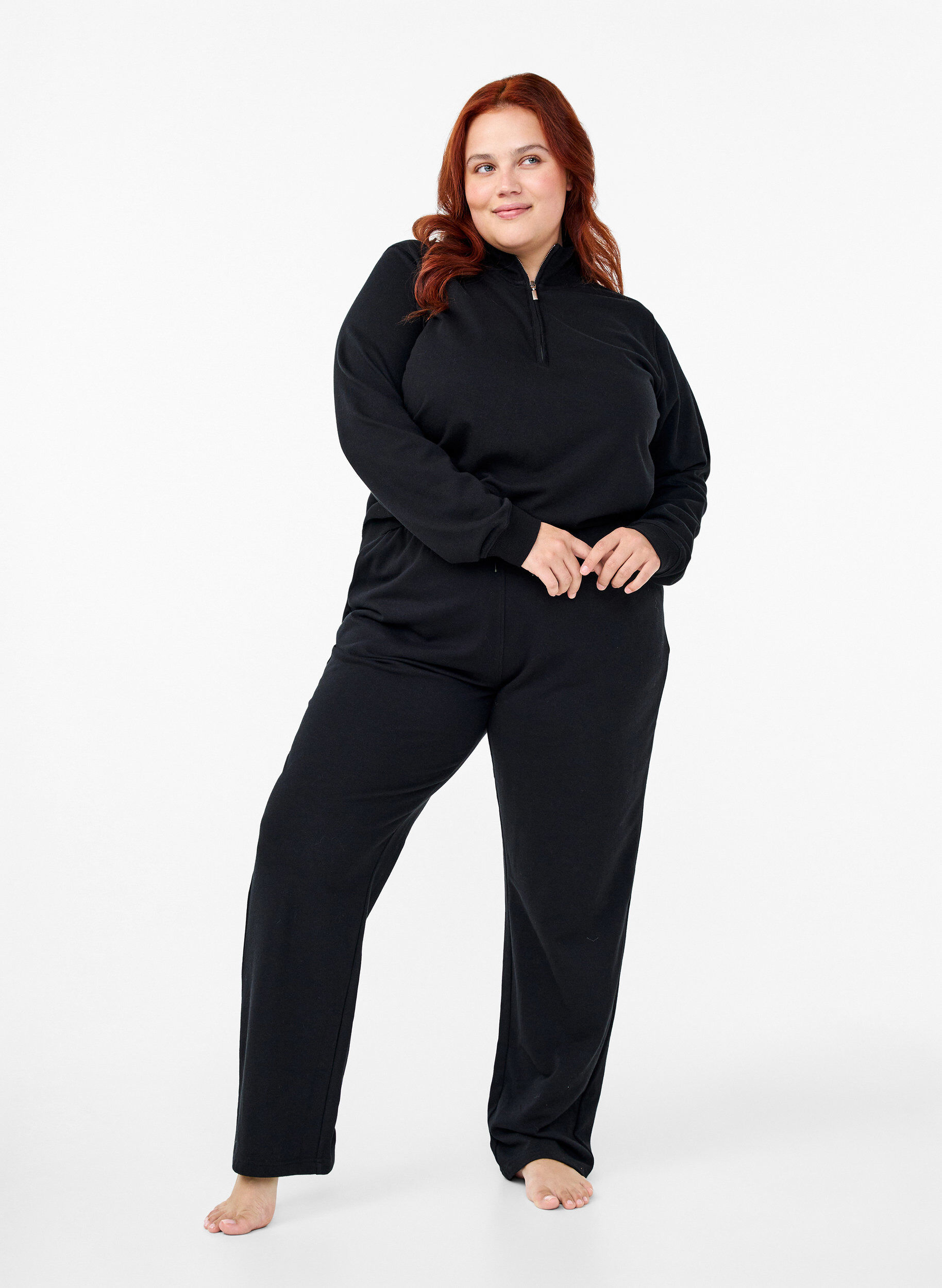 Zizzi Sweat &agrave; col montant avec fermeture &eacute;clair, Noir, Model image number 1