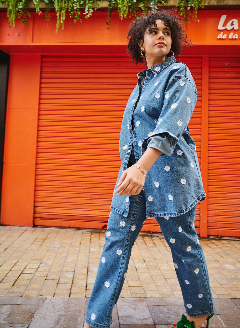 Chemise en jean ample avec marguerites brodées, L.B. Flower, Image image number 0