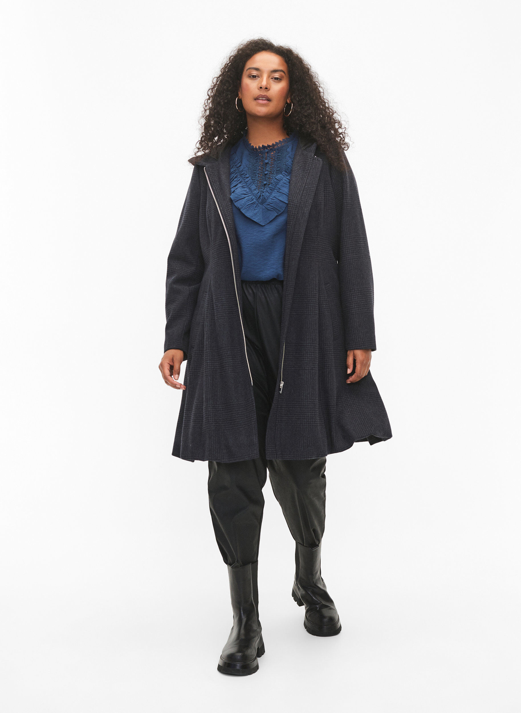 Zizzi Manteau &agrave; carreaux avec de la laine, Dark Grey Melange, Model image number 2
