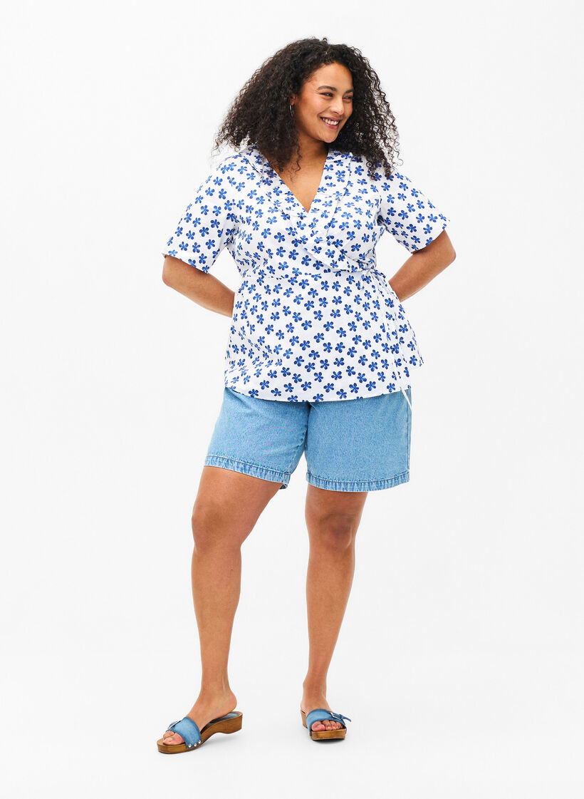 Wickelbluse aus Baumwolle mit Blumendruck, B.White/Small Flower, Model image number 2