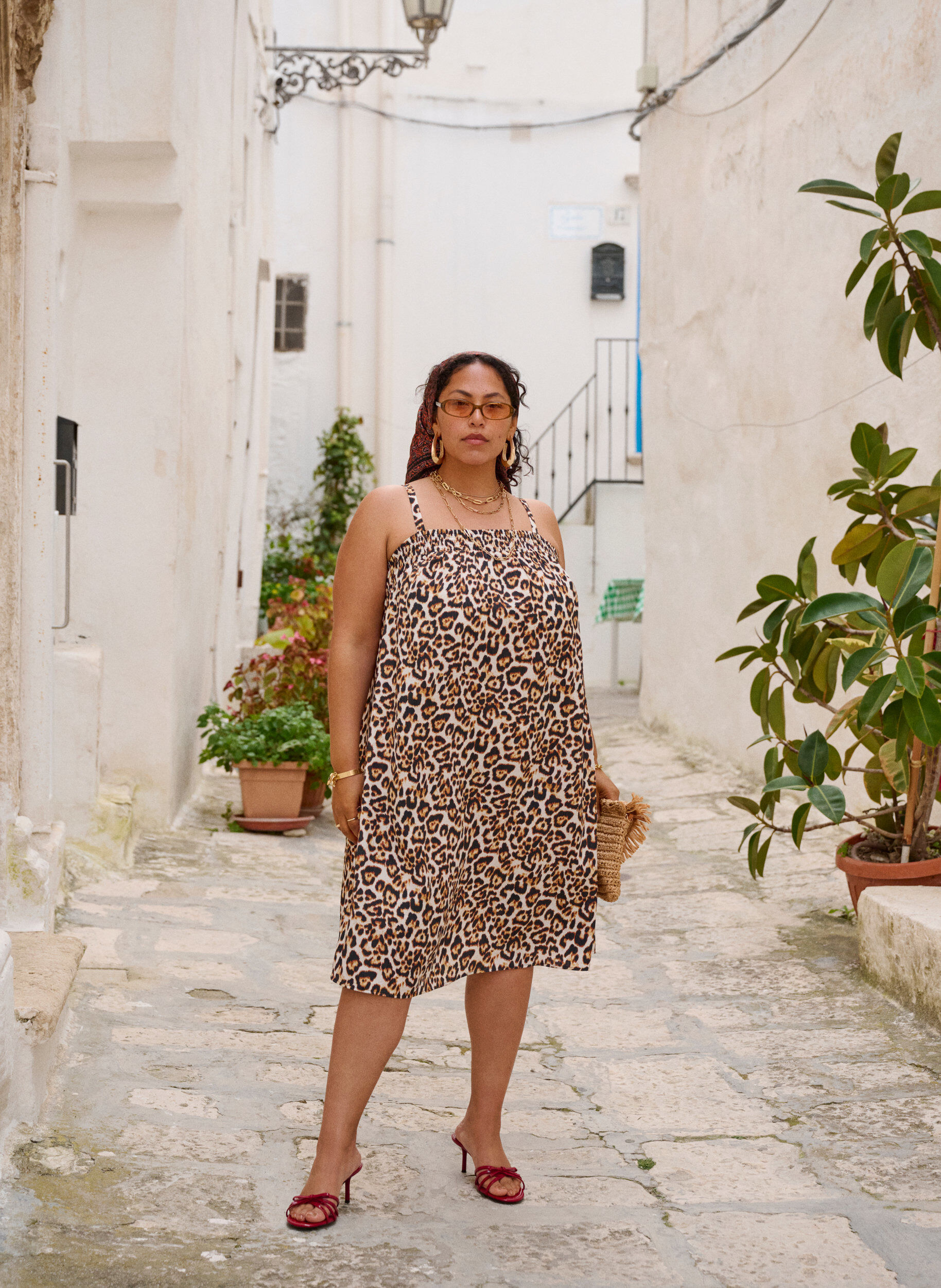 Zizzi Kurzes Kleid aus Viskose mit Spaghettitr&auml;gern, Beige, Image image number 0