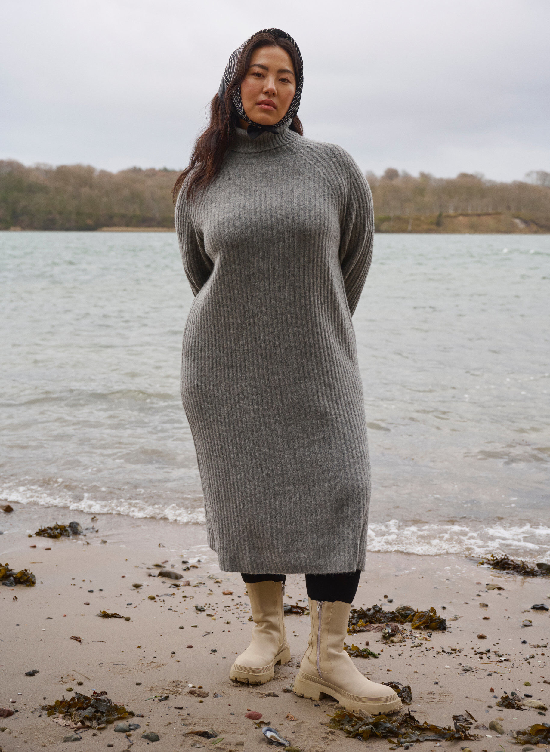 Zizzi Longue robe en maille avec col roul&eacute;, Medium Grey Mel., Image image number 0