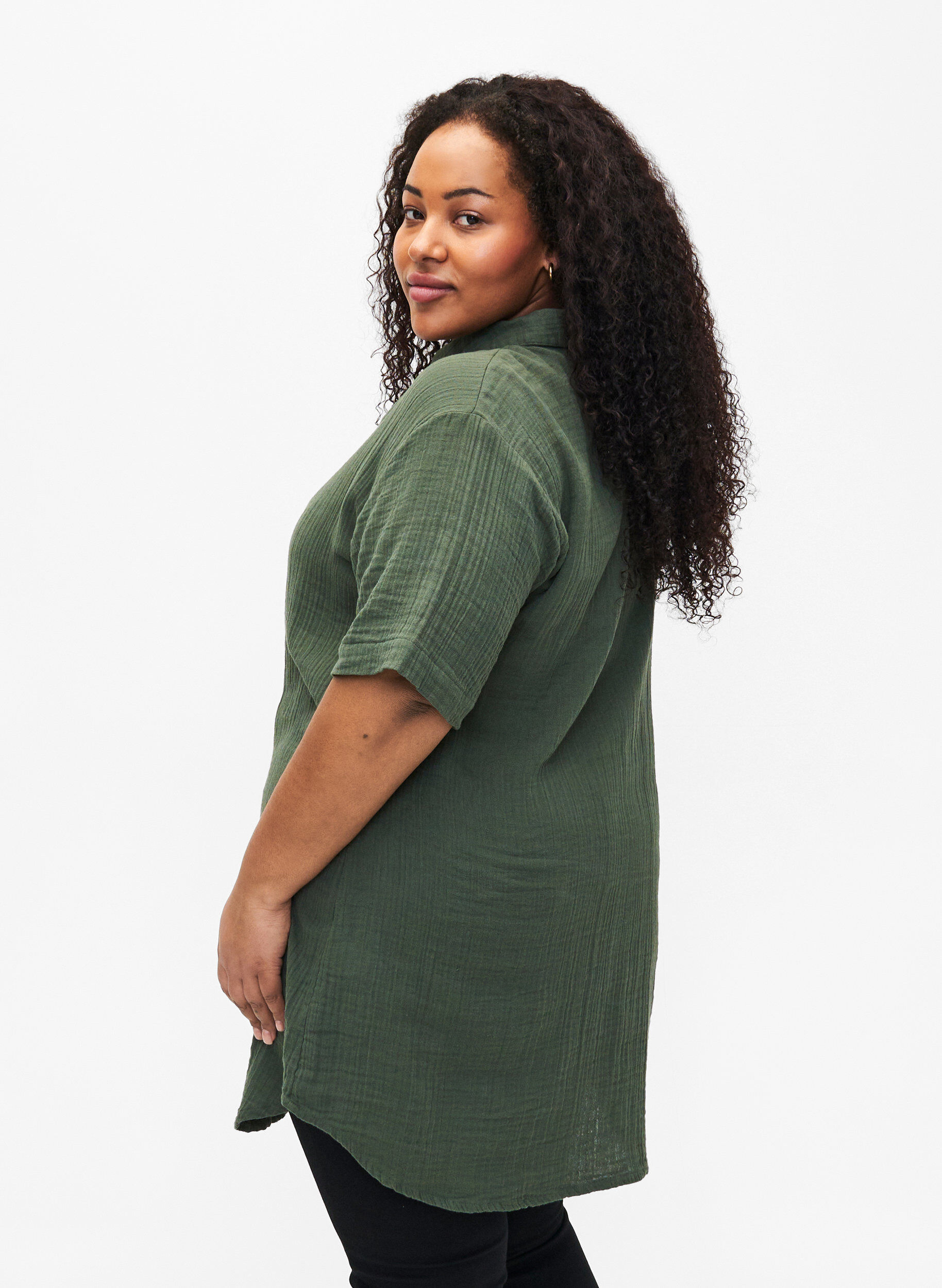 Zizzi Chemise &agrave; manches courtes avec boutons, Thyme, Model image number 1