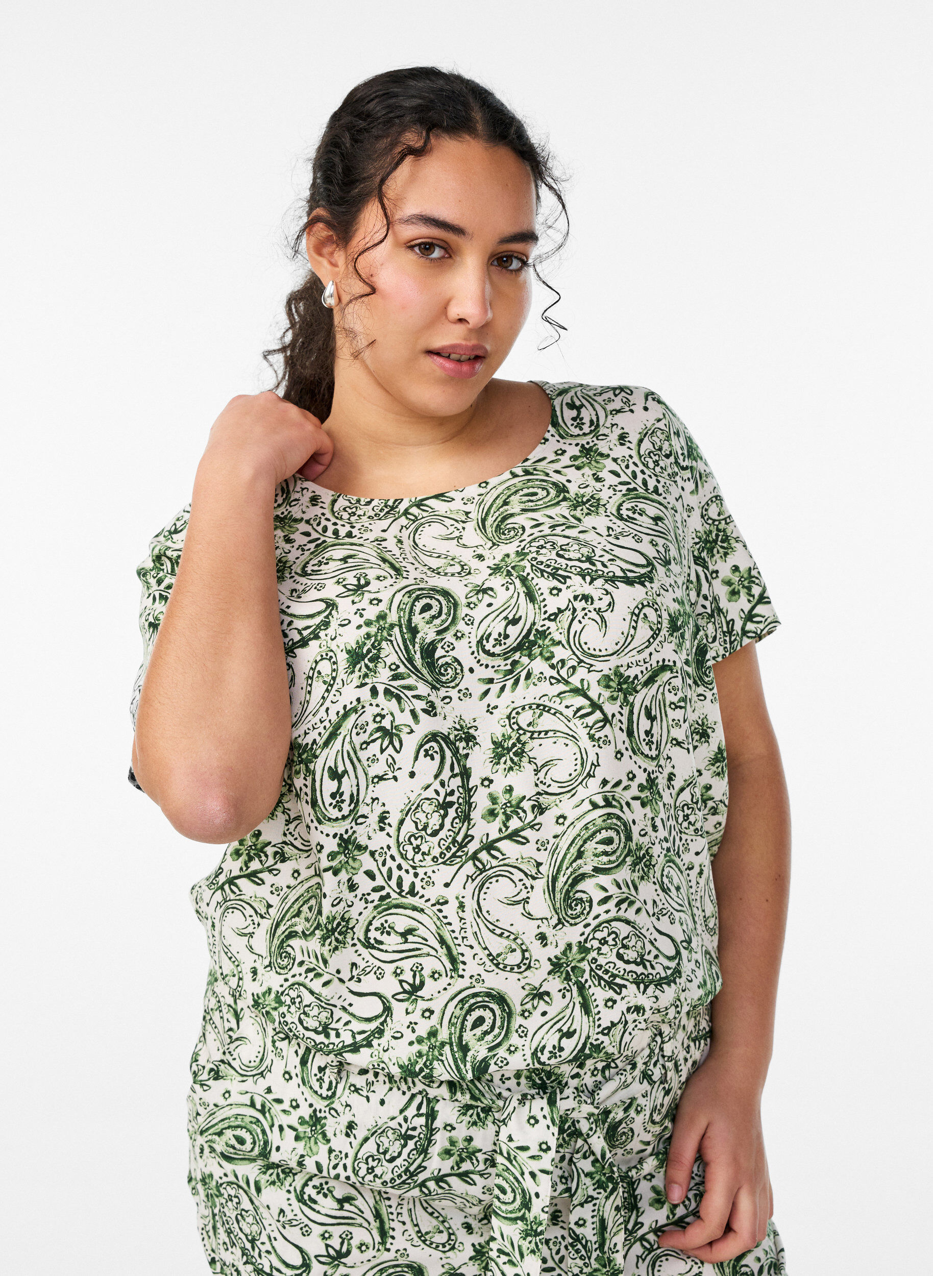 Blouse en viscose &agrave; manches courtes avec imprim&eacute;, Vert, Model