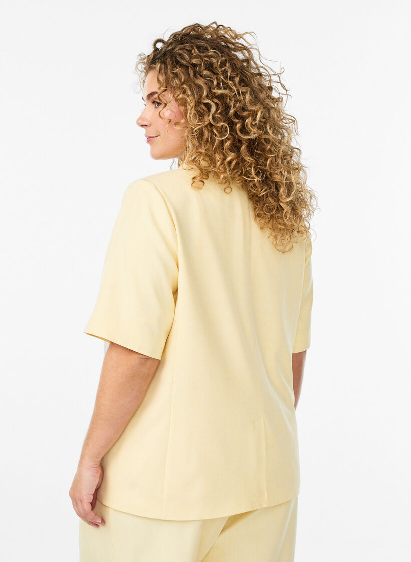 Blazer avec manches courtes et revers, Jaune clair, Model image number 2