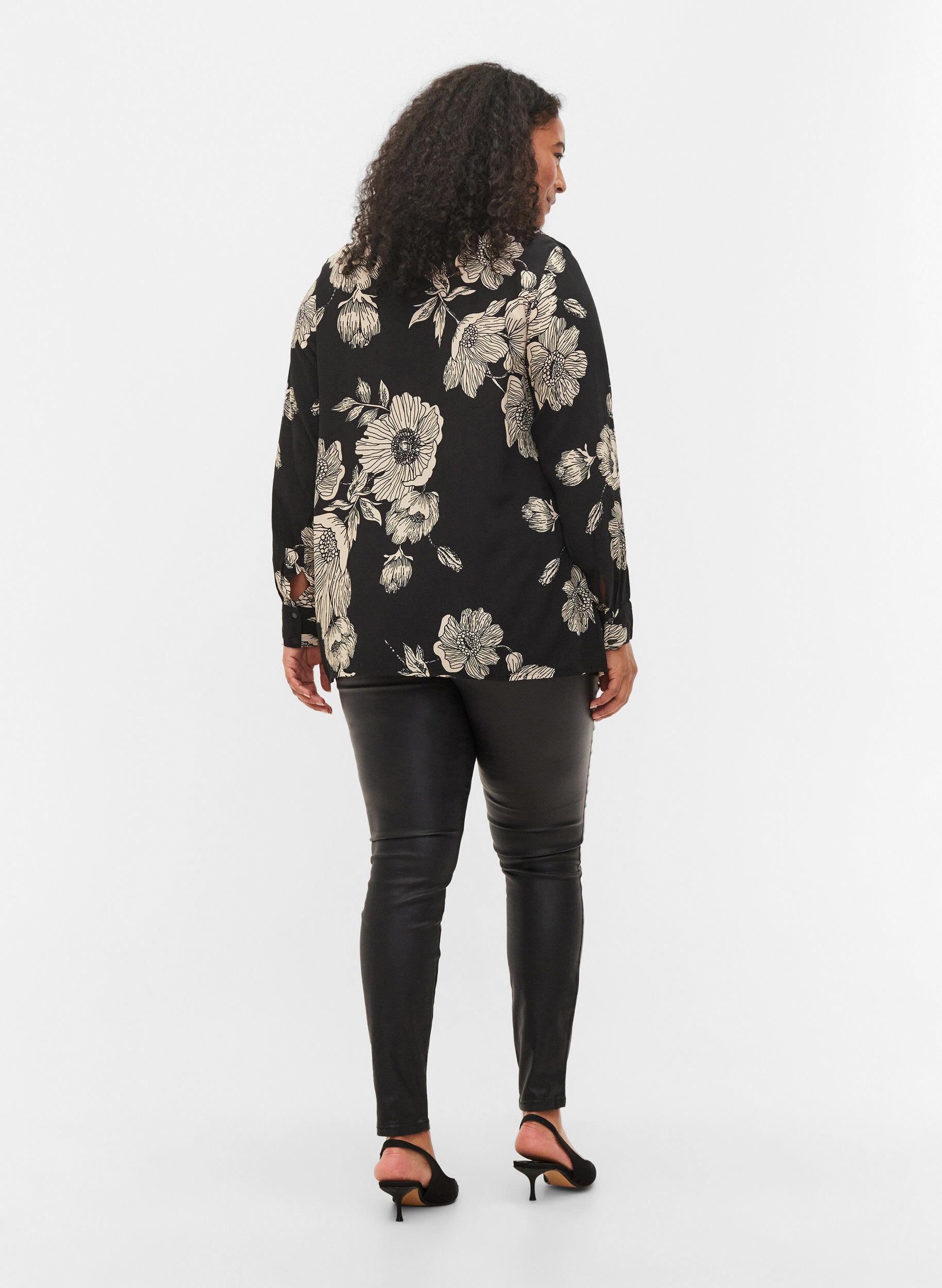 Zizzi Beschichtete Leggings aus Viskosemix, Black, Model image number 1