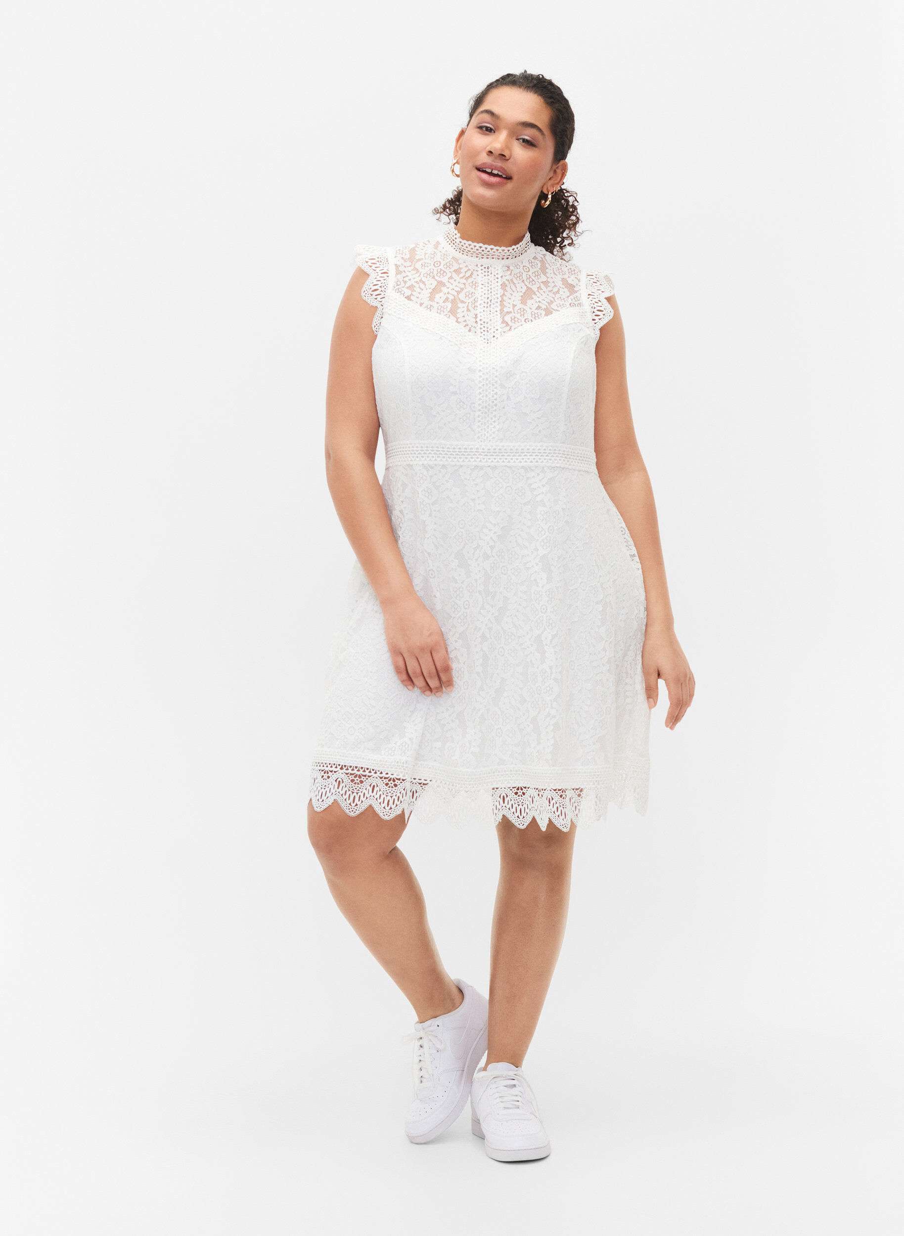Zizzi &Auml;rmelloses Spitzenkleid, Bright White, Model image number 4