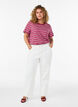 Gestreiftes T-Shirt aus Bio-Baumwolle, Rot, Model image number 1