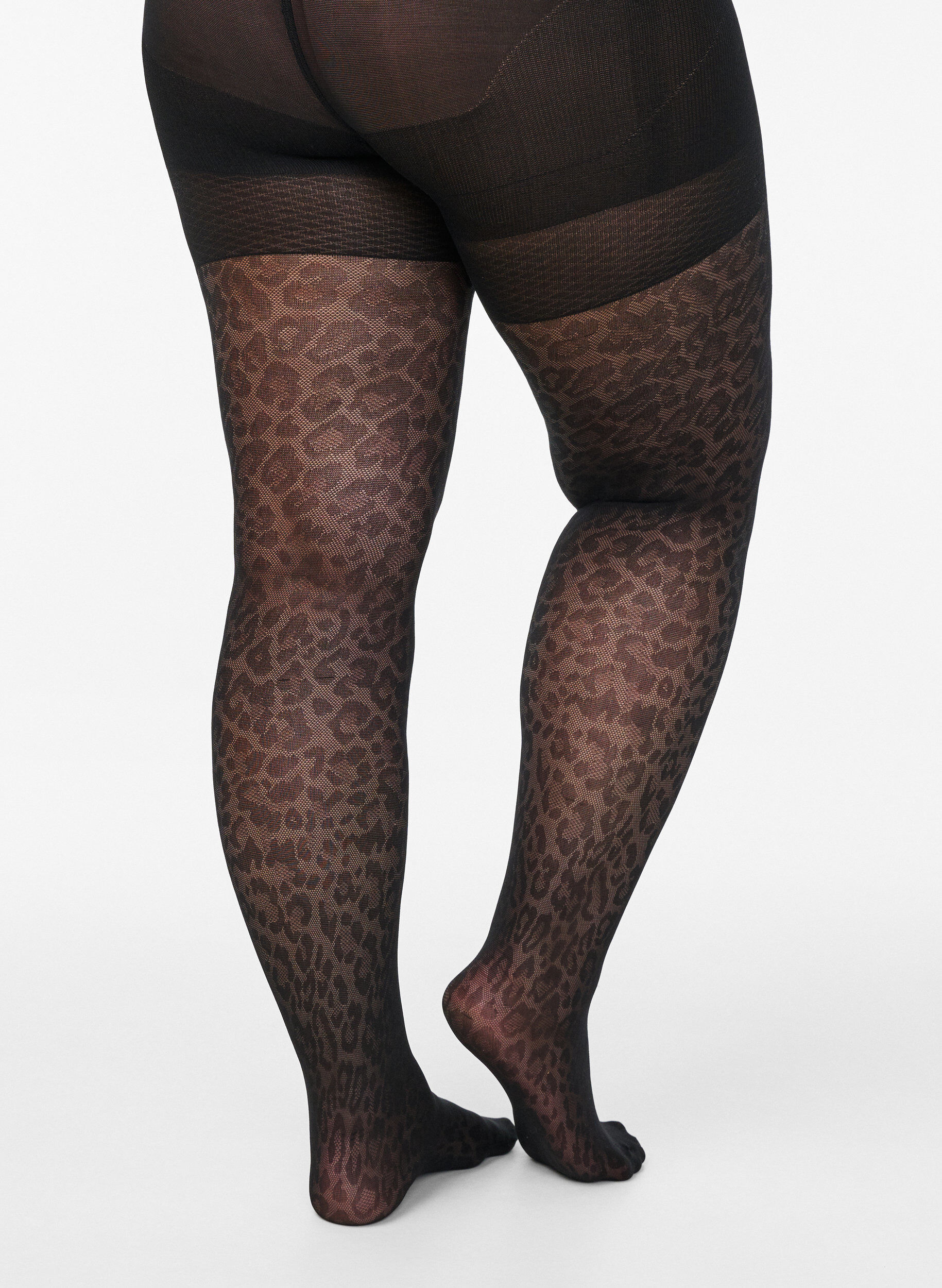 Zizzi 50 Denier Strumpfhose mit Leopardenmuster und Push-up, Schwarz, Packshot image number 1