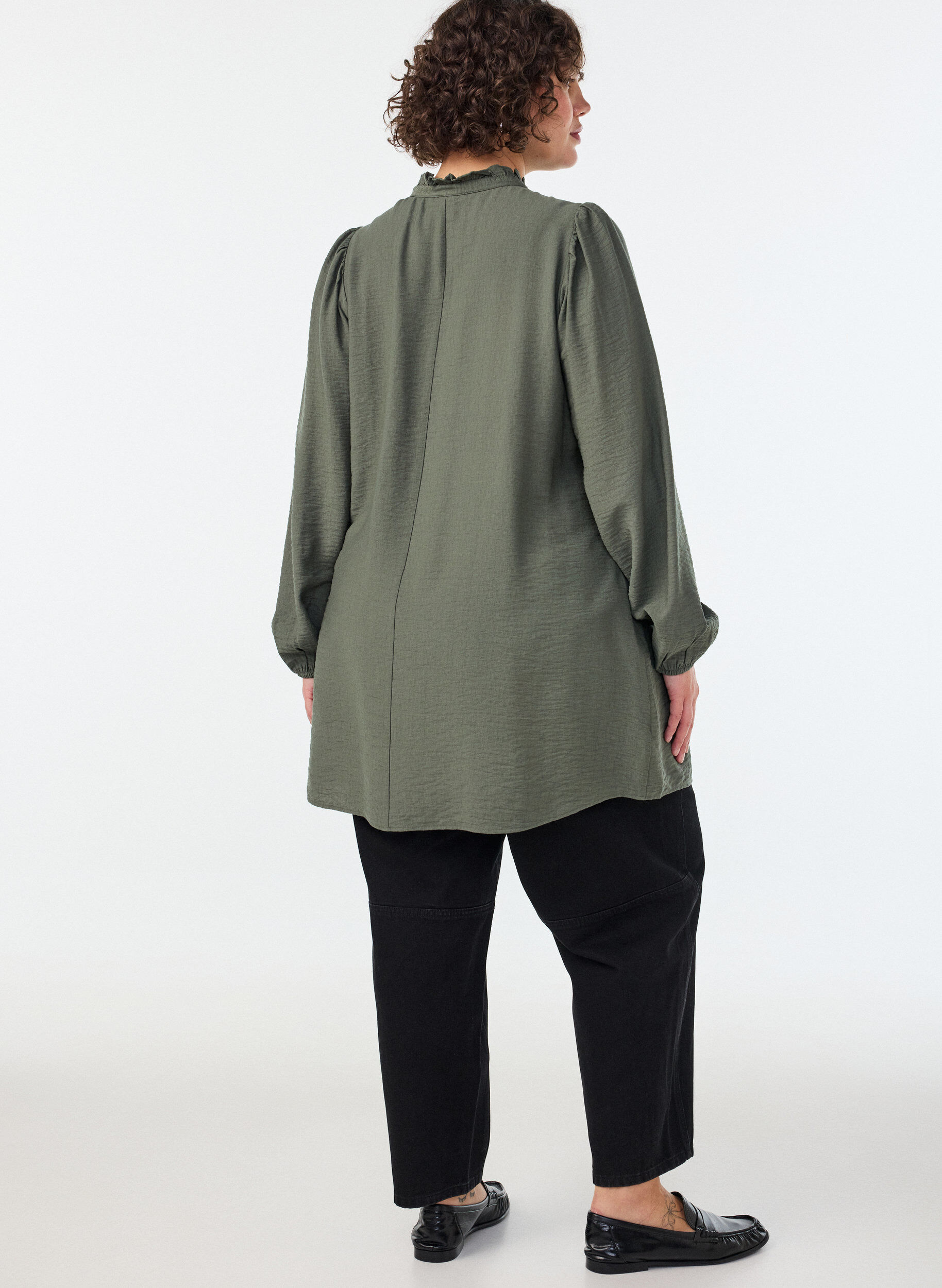 ZizziTunique en viscose avec volants et boutons, Vert, Model image number 2