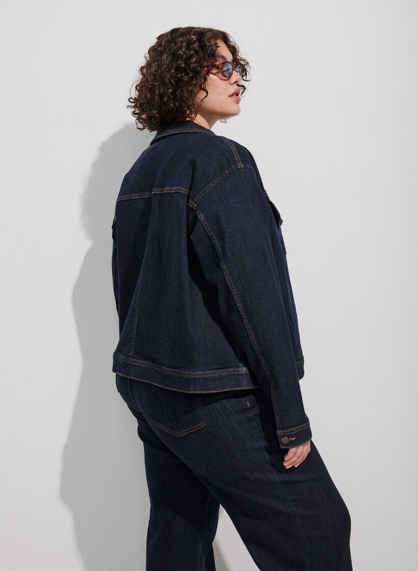 Veste en jean classique avec surpiq&ucirc;res contrastantes, Bleu, Model image number 2