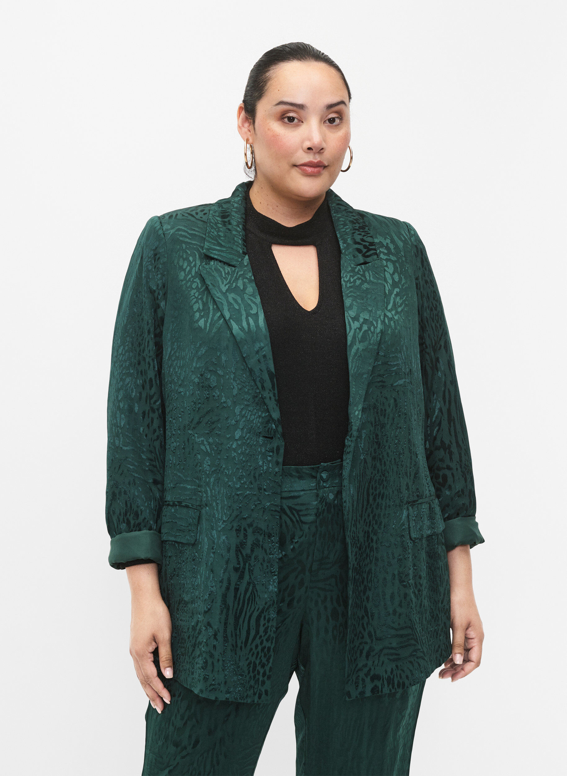 Zizzi Blazer en viscose avec imprim&eacute; ton sur ton, Ponderosa Pine, Model image number 0