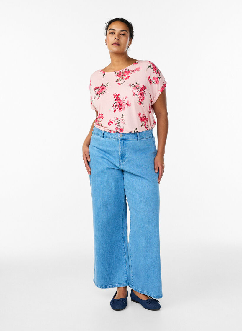 T-Shirt mit Blumenprint, Rot, Model image number 1