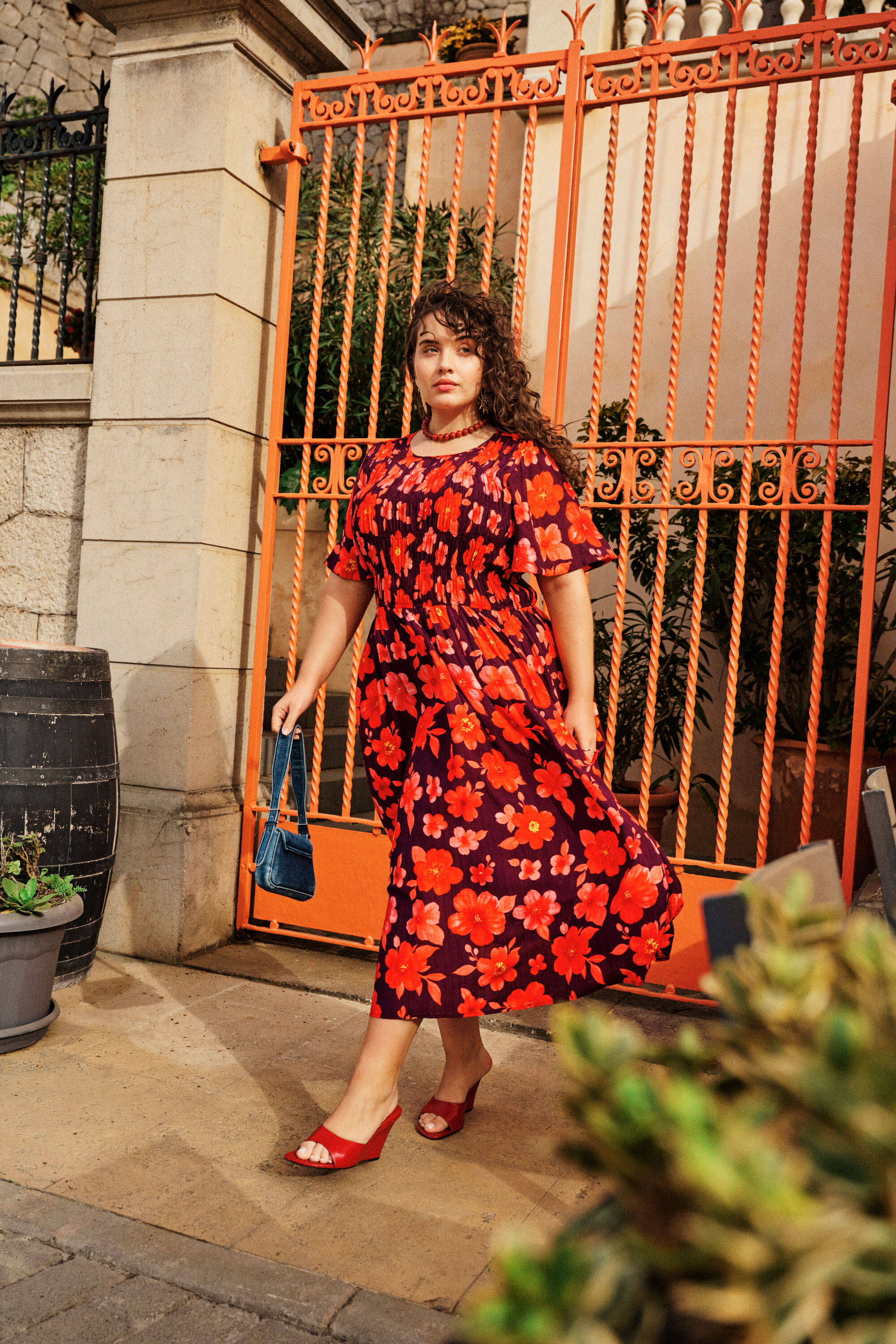 ZizziFlorale Eleganz in Rot, , Model