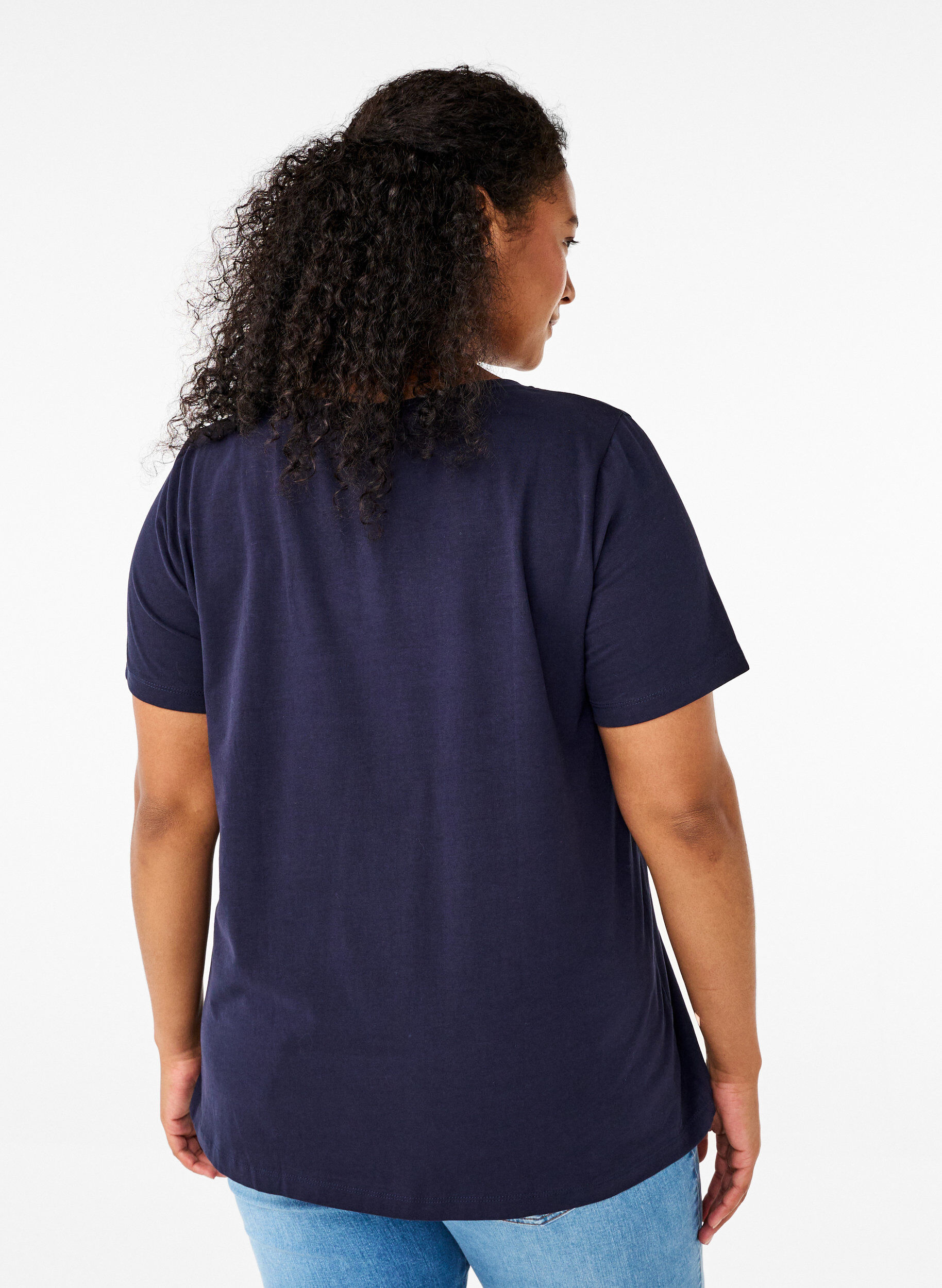 Zizzi Einfarbiges Basic-T-Shirt aus Baumwolle, Blau, Model image number 2
