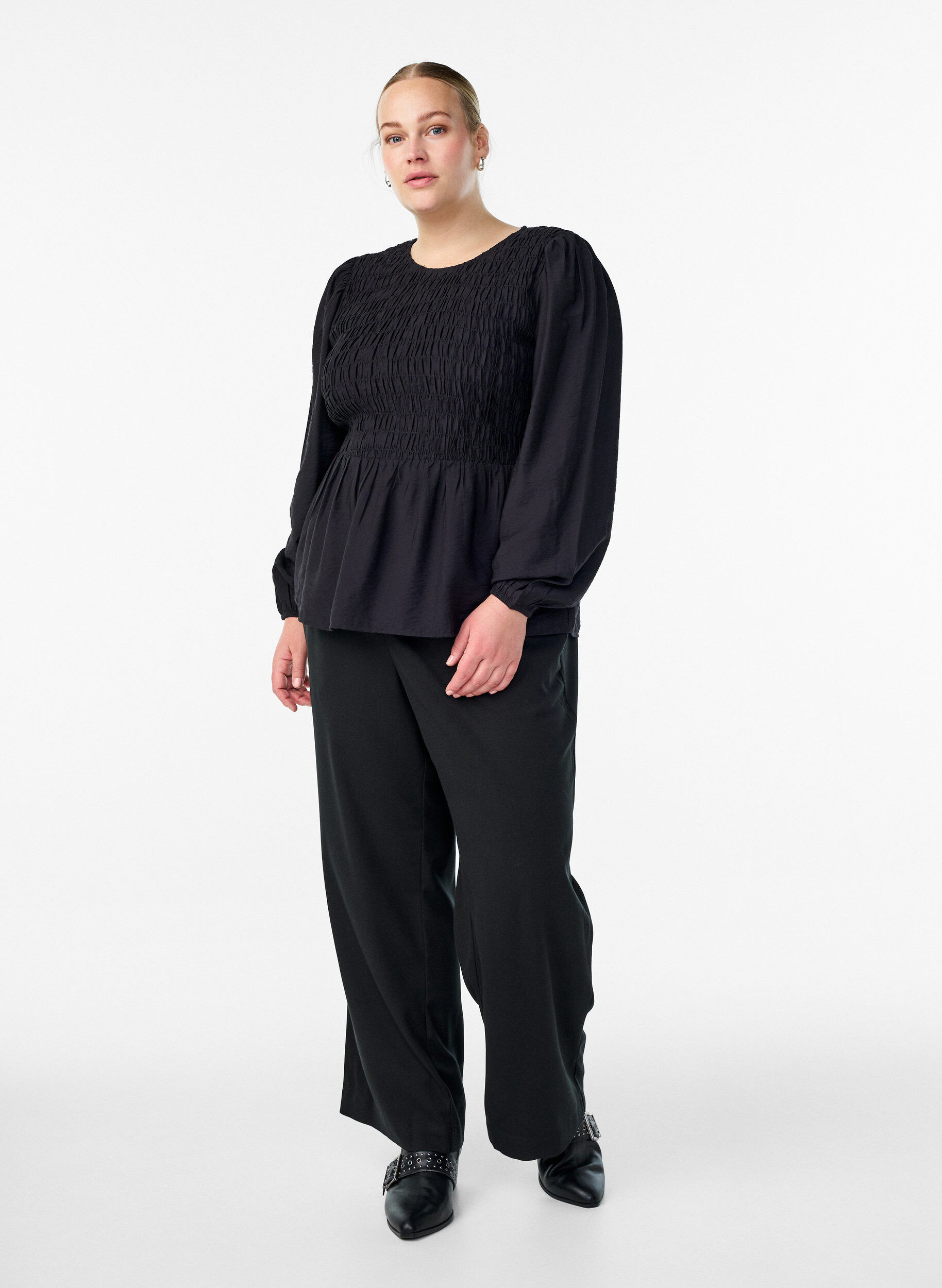 ZizziBlouse avec smocks et manches longues, Noir, Model image number 1