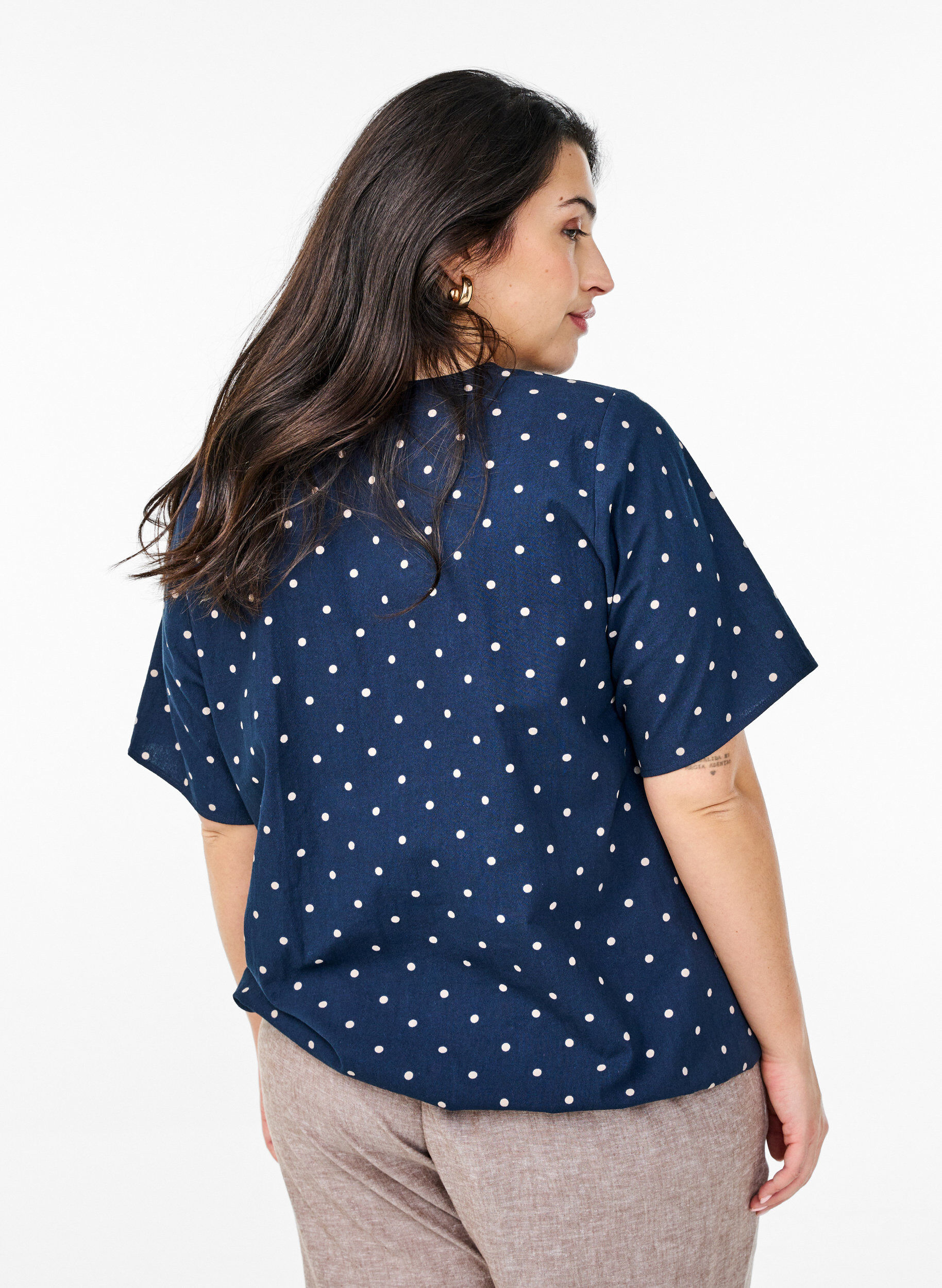 Zizzi Baumwoll-Bluse mit Print und kurzen &Auml;rmeln, Blau, Model image number 2
