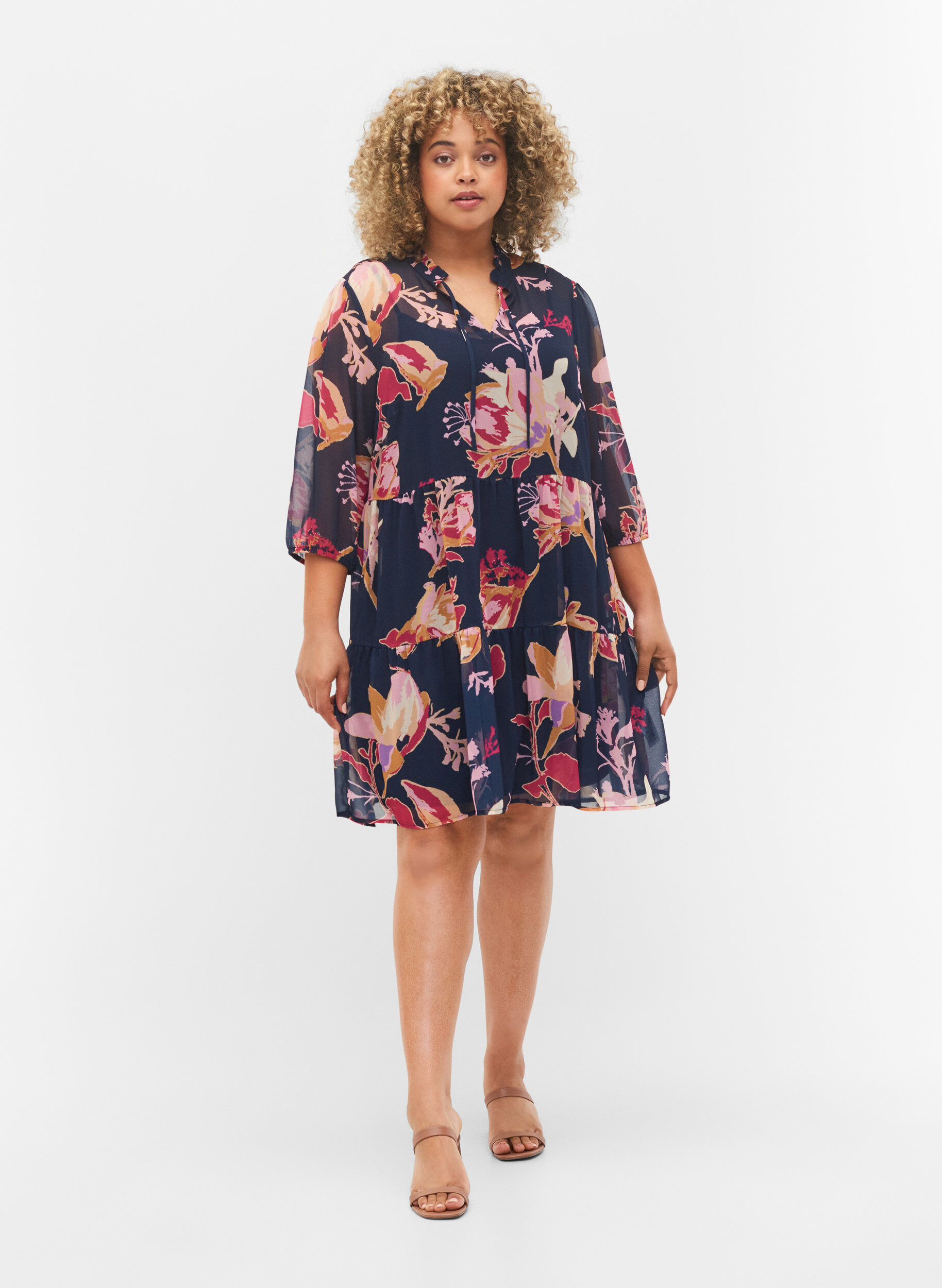 Zizzi Tunique &agrave; imprim&eacute; floral et lurex, Big Flower AOP, Model image number 2